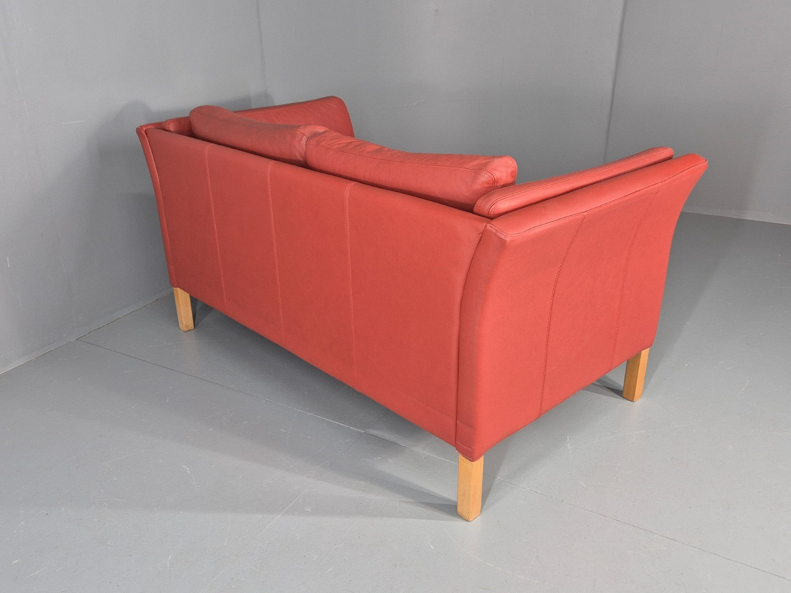 Vintage Danish 2 Seater Danish Skalma Red Leather 1980s Retro MCM EB10512 M2SS14