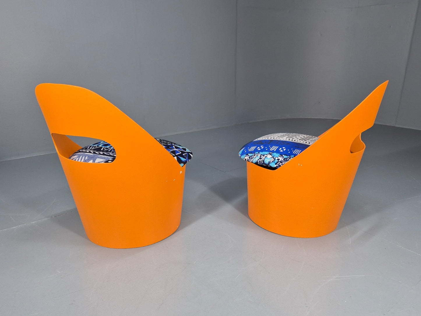 2 Vintage Retro Curved Plywood Chairs Orange 1970s Holdaway Style EB10929 MNOR10