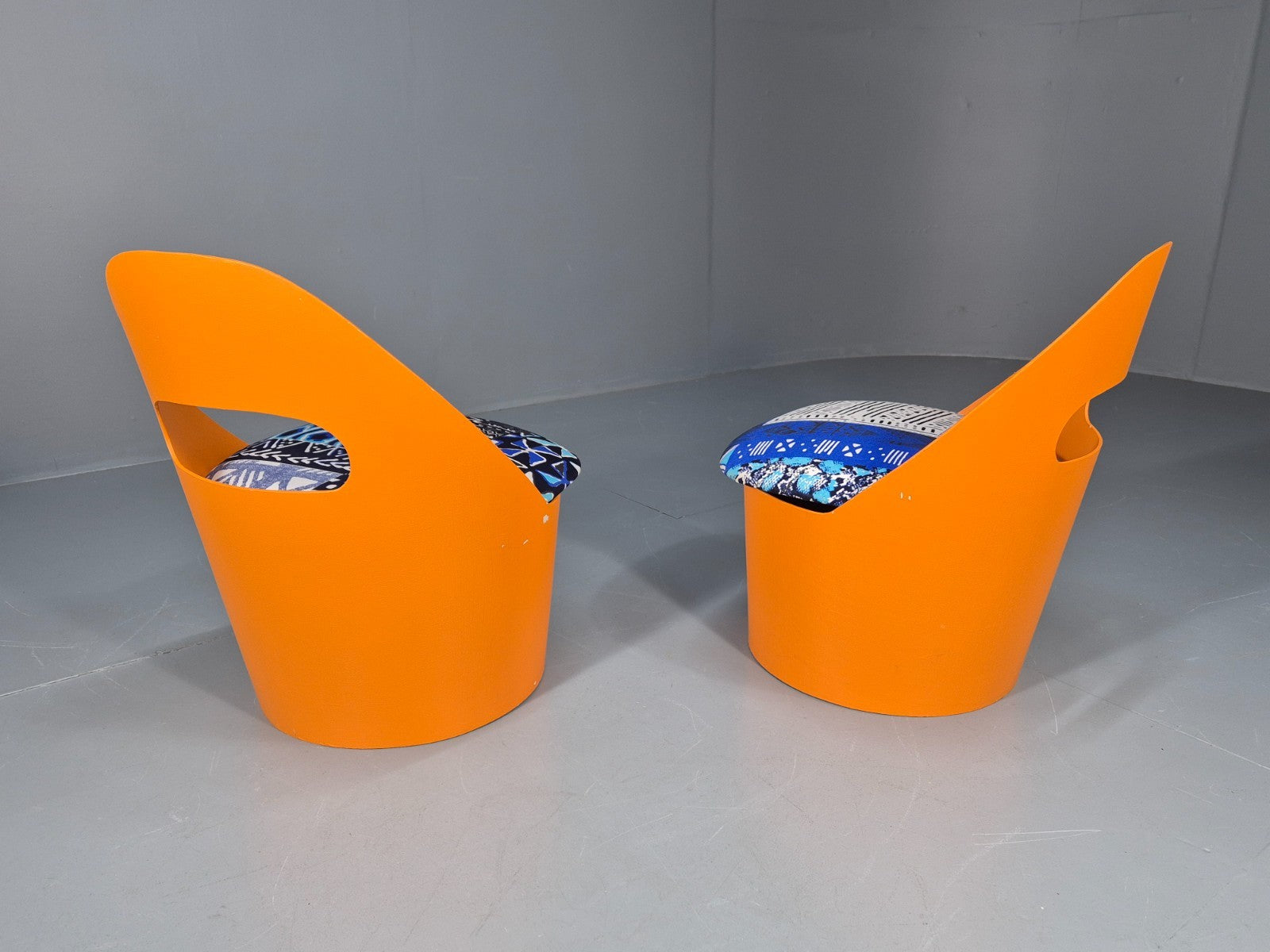 2 Vintage Retro Curved Plywood Chairs Orange 1970s Holdaway Style EB10929 MNOR10