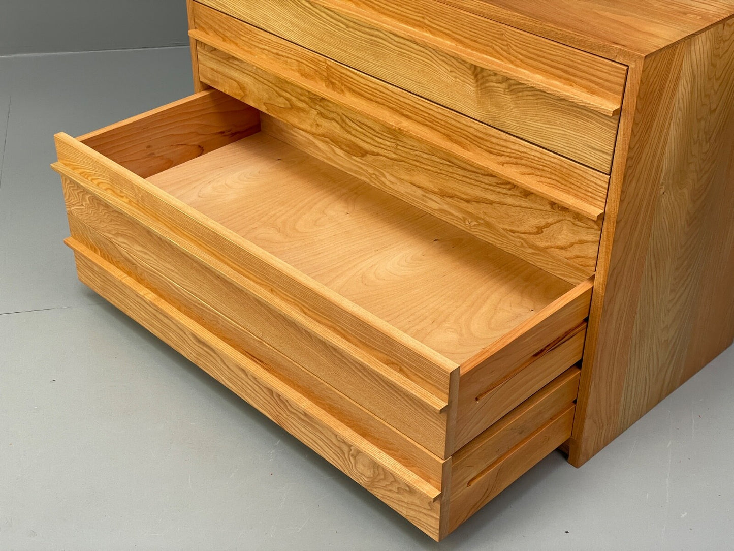 Solid Ash Chest Of Drawers With Mid Century Styled Handles Modern EB9724 MWOO - UKDK FURNITURE