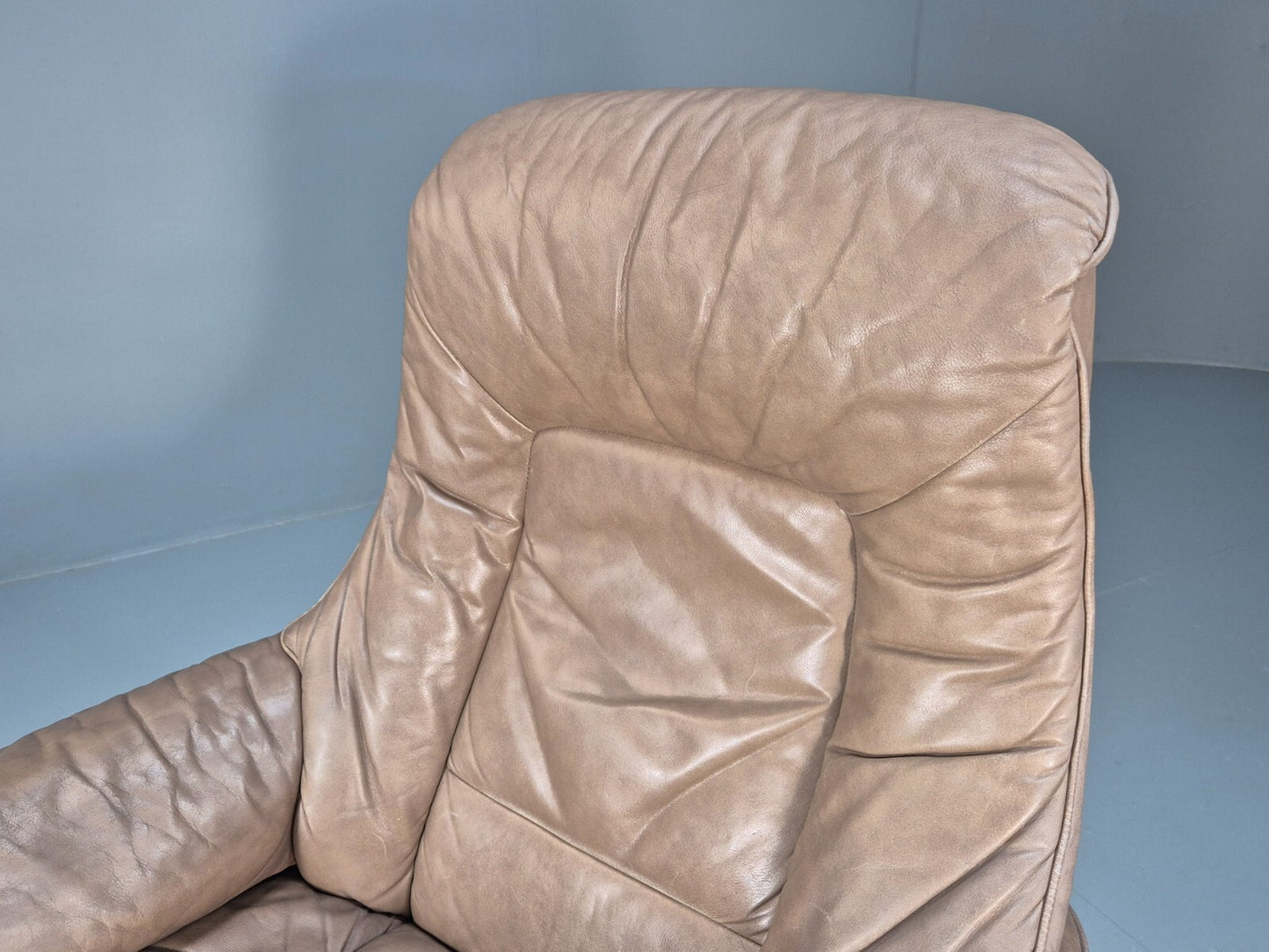 Vintage Danish Swivel and Recline Lounge Chair Beige Leather 1980s EB8889 MSWI - UKDK FURNITURE