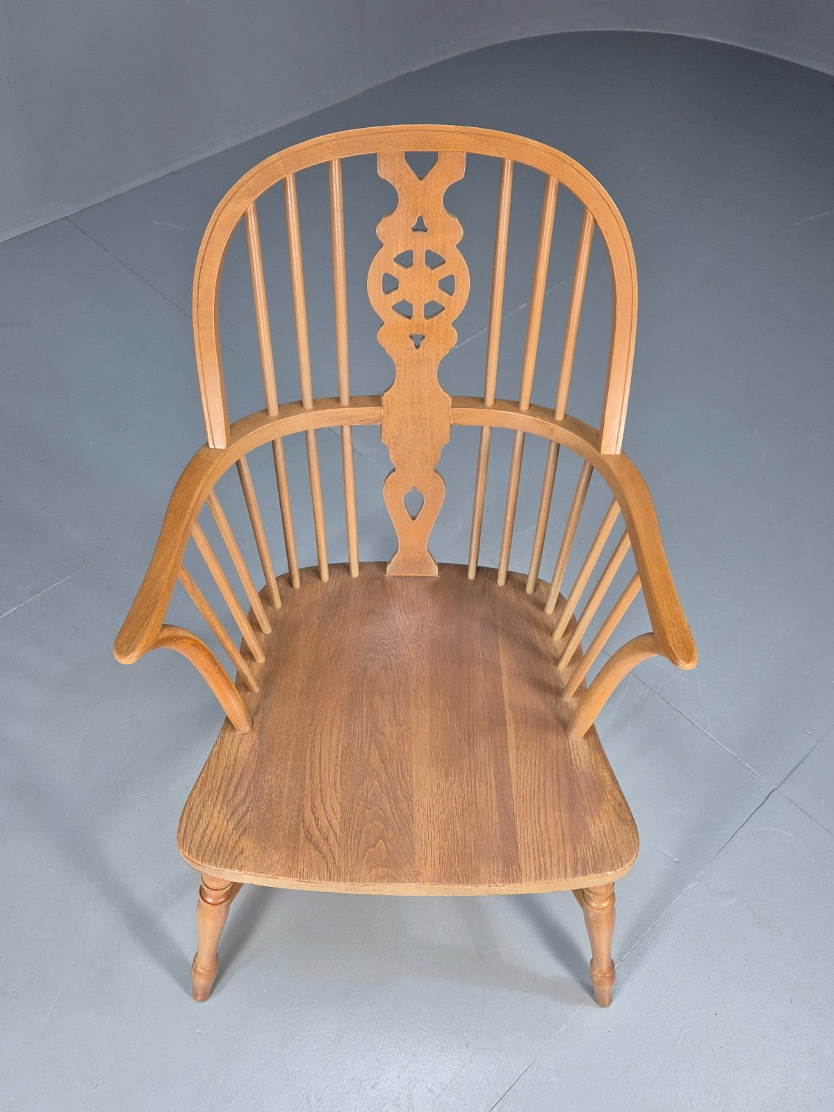 Vintage Wheelback Windsor Chair Elm and Beech Twentieth Century  EB10694 VDIN2