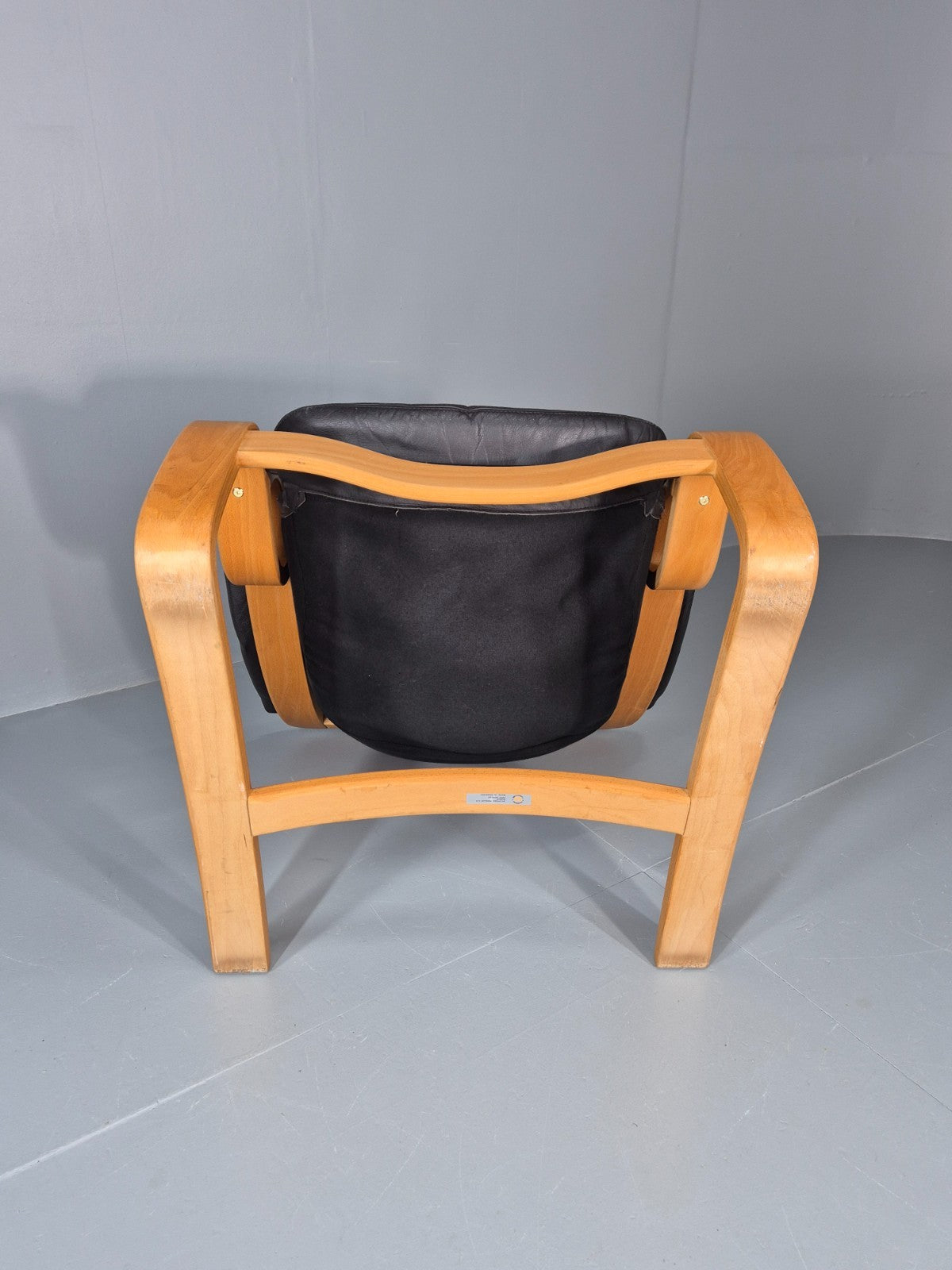 Skippers Apollo Leather Lounge Chair Bentwood Frame 1980s Retro MCM EB11290 MBEN13