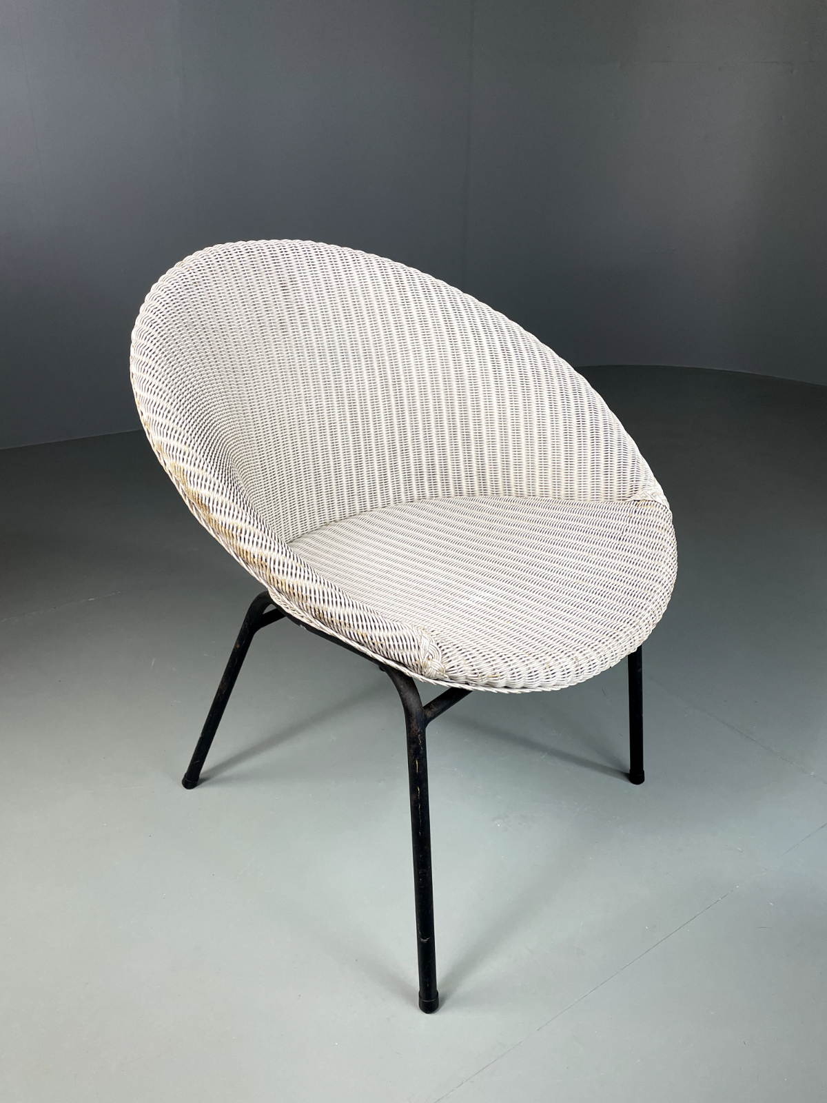 Vintage Lloyd Loom Chair White Circular Retro MCM EB5270 VBER0