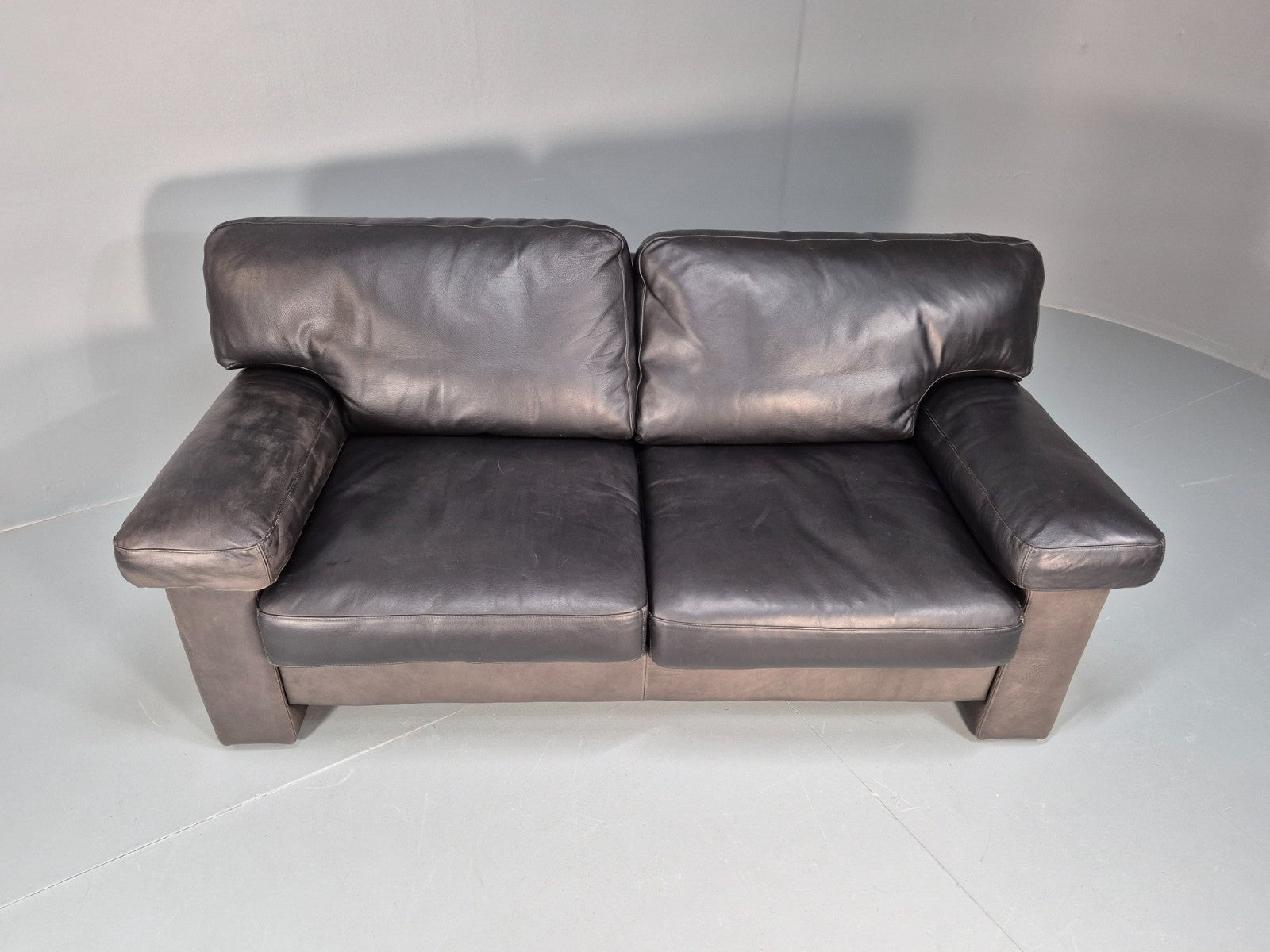 Vintage Two Seat Settee 1980s Danish Black Leather Retro EB10109 M2SS6