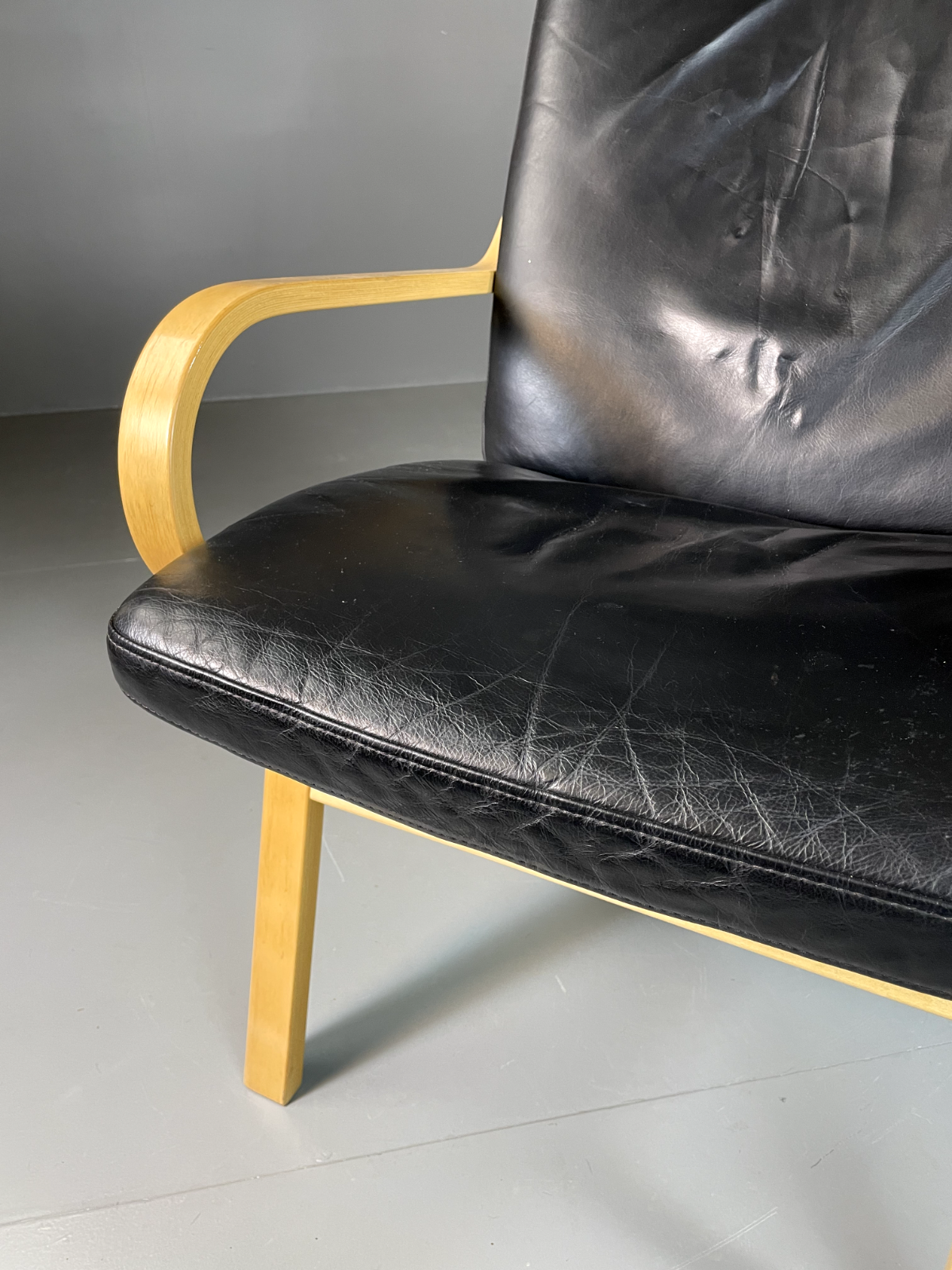 Vintage Danish Lounge Chair Black Leather Bentwood 1980s Retro EB6089 MBEN2