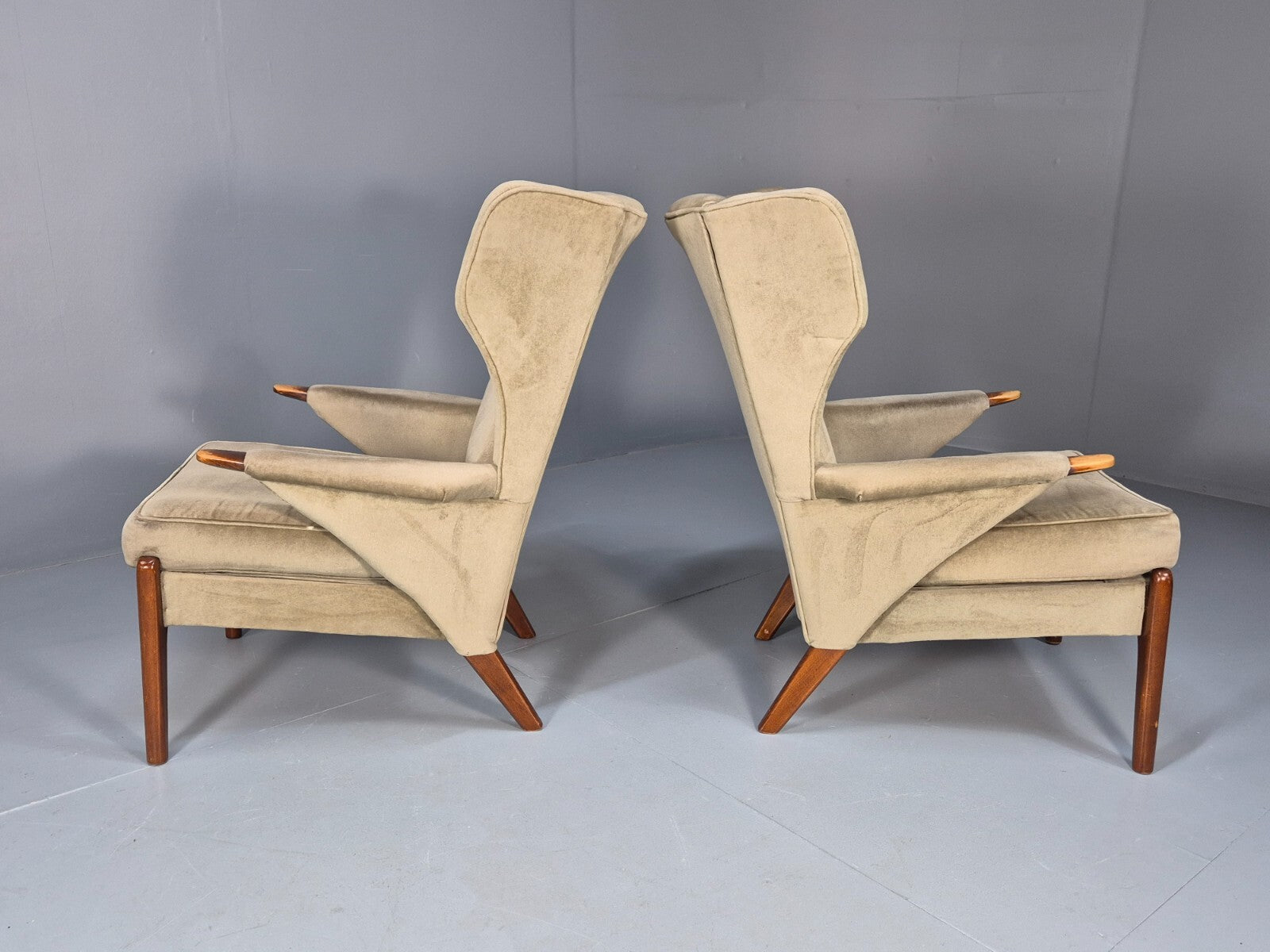 2 Parker Knoll Vintage Lounge Chairs PK900/6 Green 1970s Retro EB9786 MNOR - UKDK FURNITURE