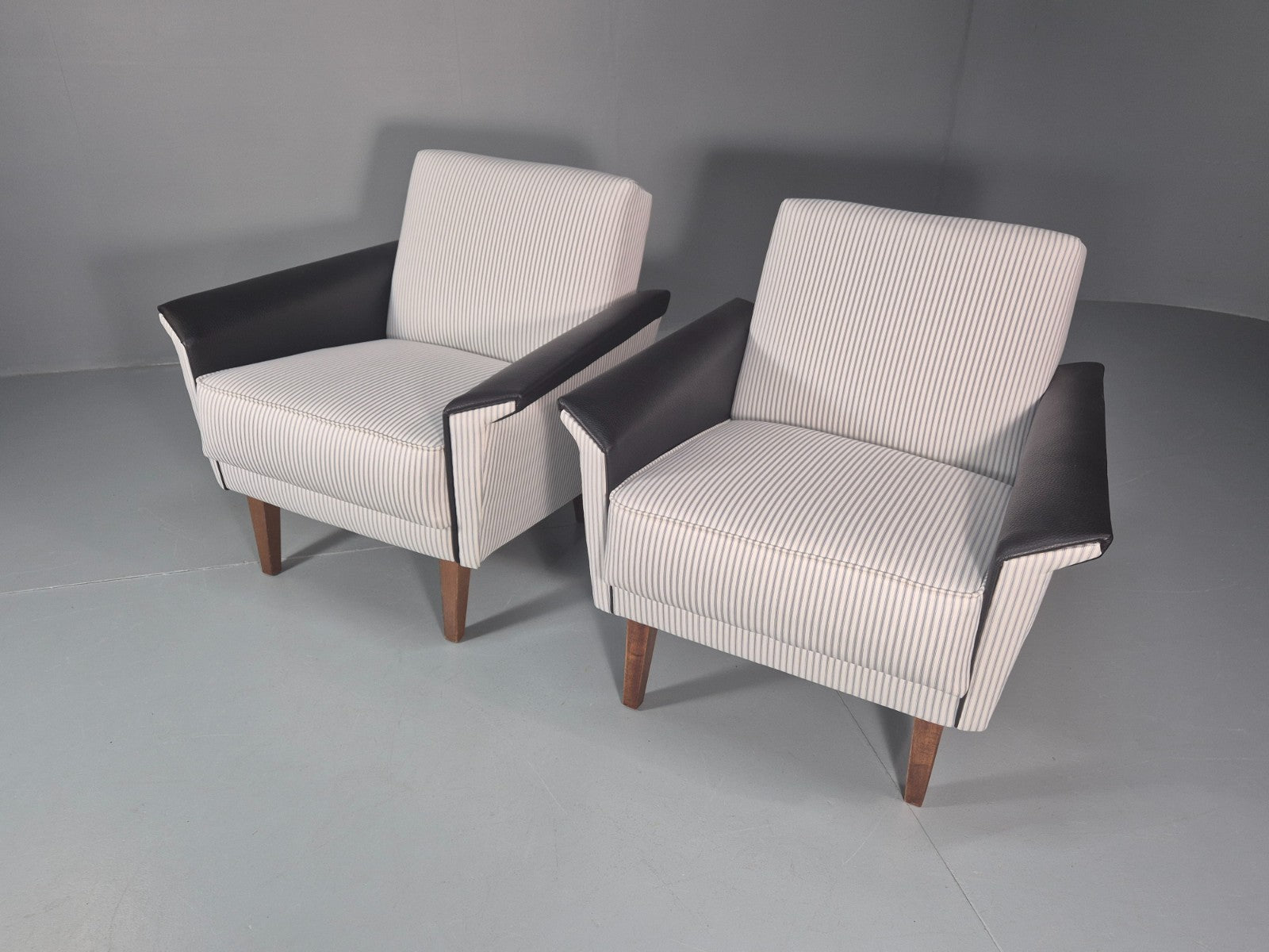 2 Mid Century Lounge Chairs Vintage Danish 1950s New Upholstery  EB10982 MNOR3