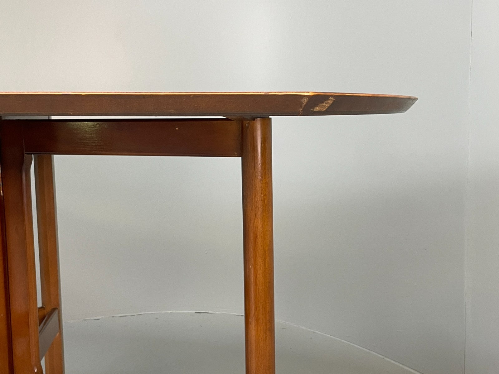 Vintage Drop Leaf Dining Table By Harris Lebus Walnut & Beech 1960s EB10675 MWOO4