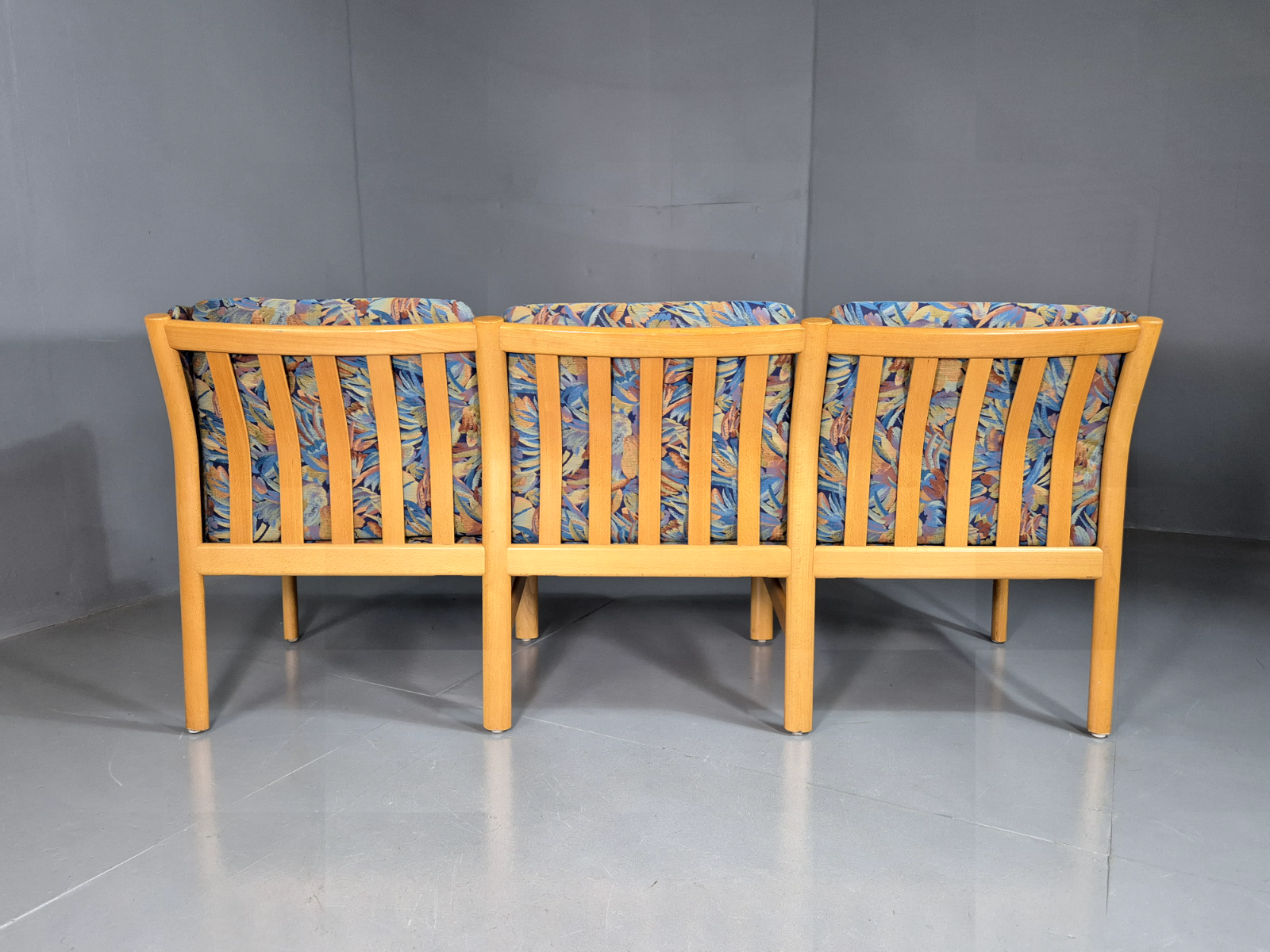 3 Seat Sofa Vintage Danish Blue Floral Beech Frame 1980s Retro EB7279 M3SS10