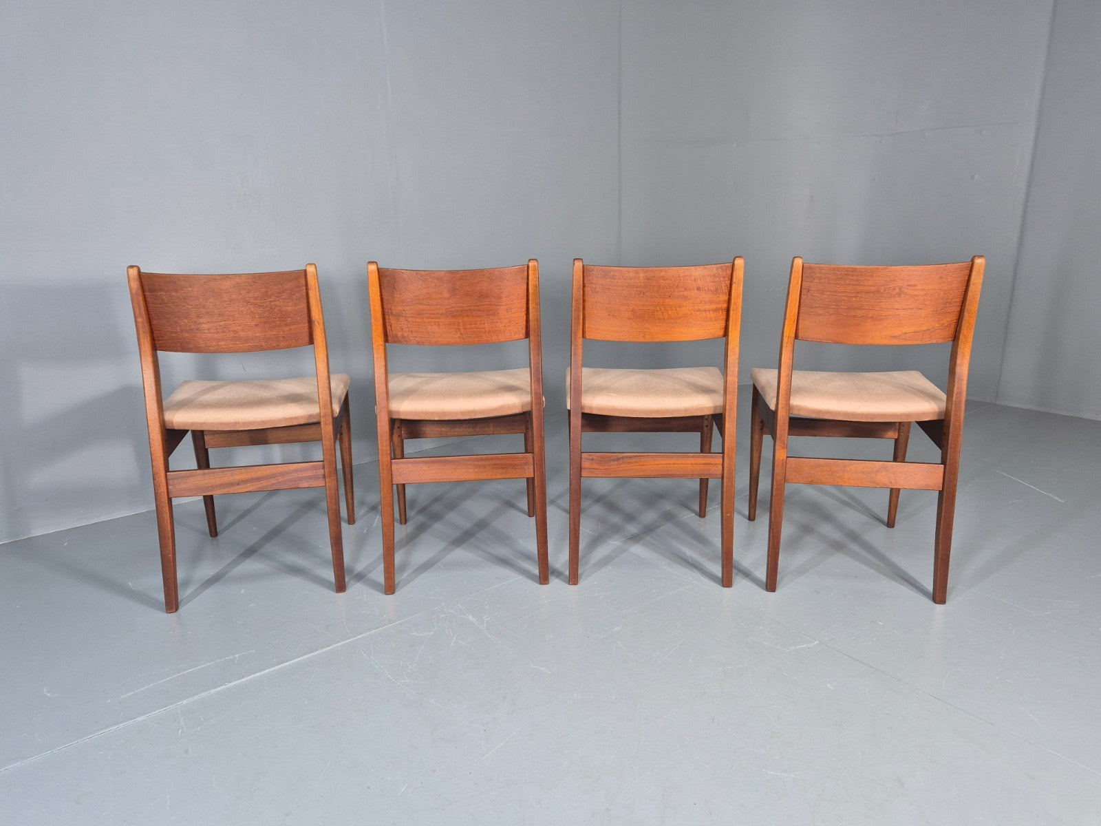 4 Vintage Teak Dining Chairs 1960s Retro Pinky Brown Velour MCM EB11605 MDIN10
