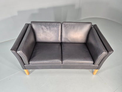Vintage 2 Seater Settee Danish Retro Black leather and Vinyl EB11640  M2SS6