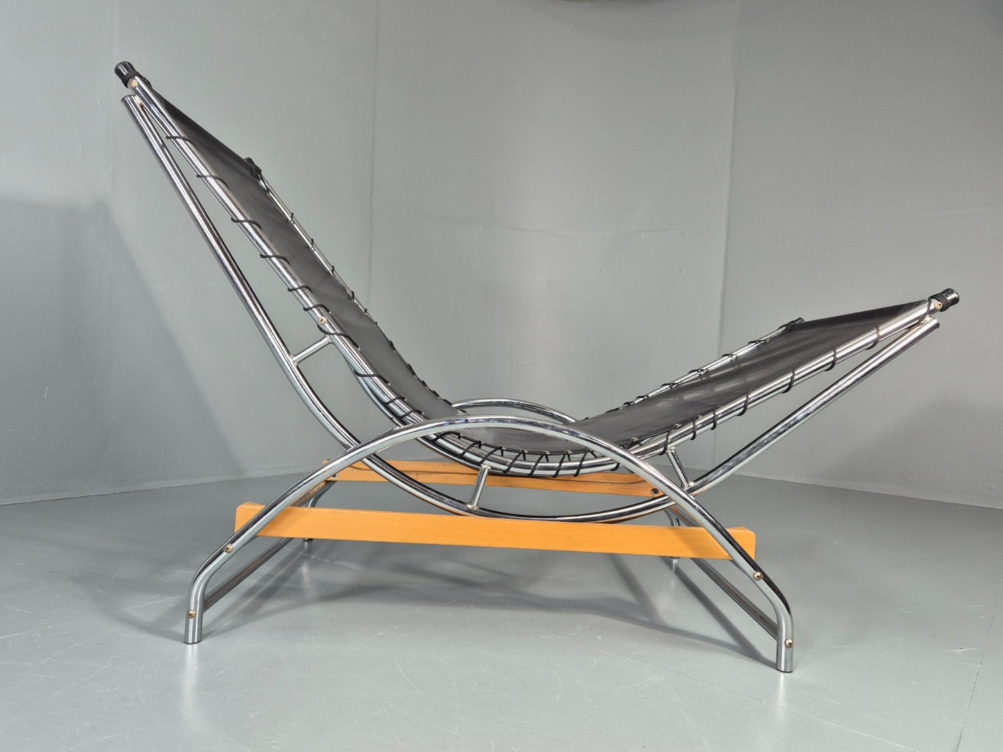 Vintage Bauhaus Style Chaise Longue Ahlberg for Swecco 1980s Retro  EB11112 M4SS13