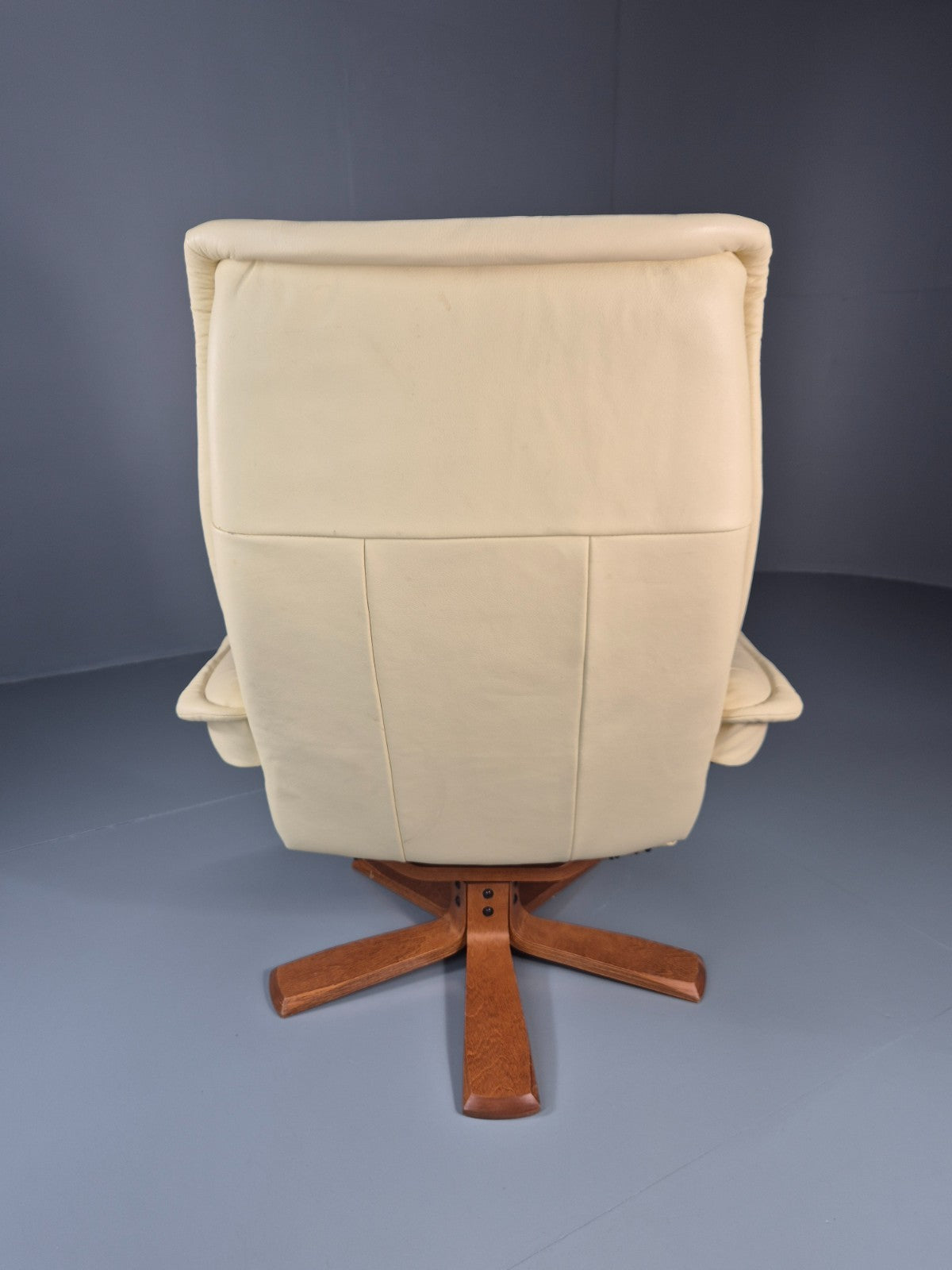 Vintage Danish Swivel Recline Lounge Chair Cream Leather 1990s  EB11400 MSWI5