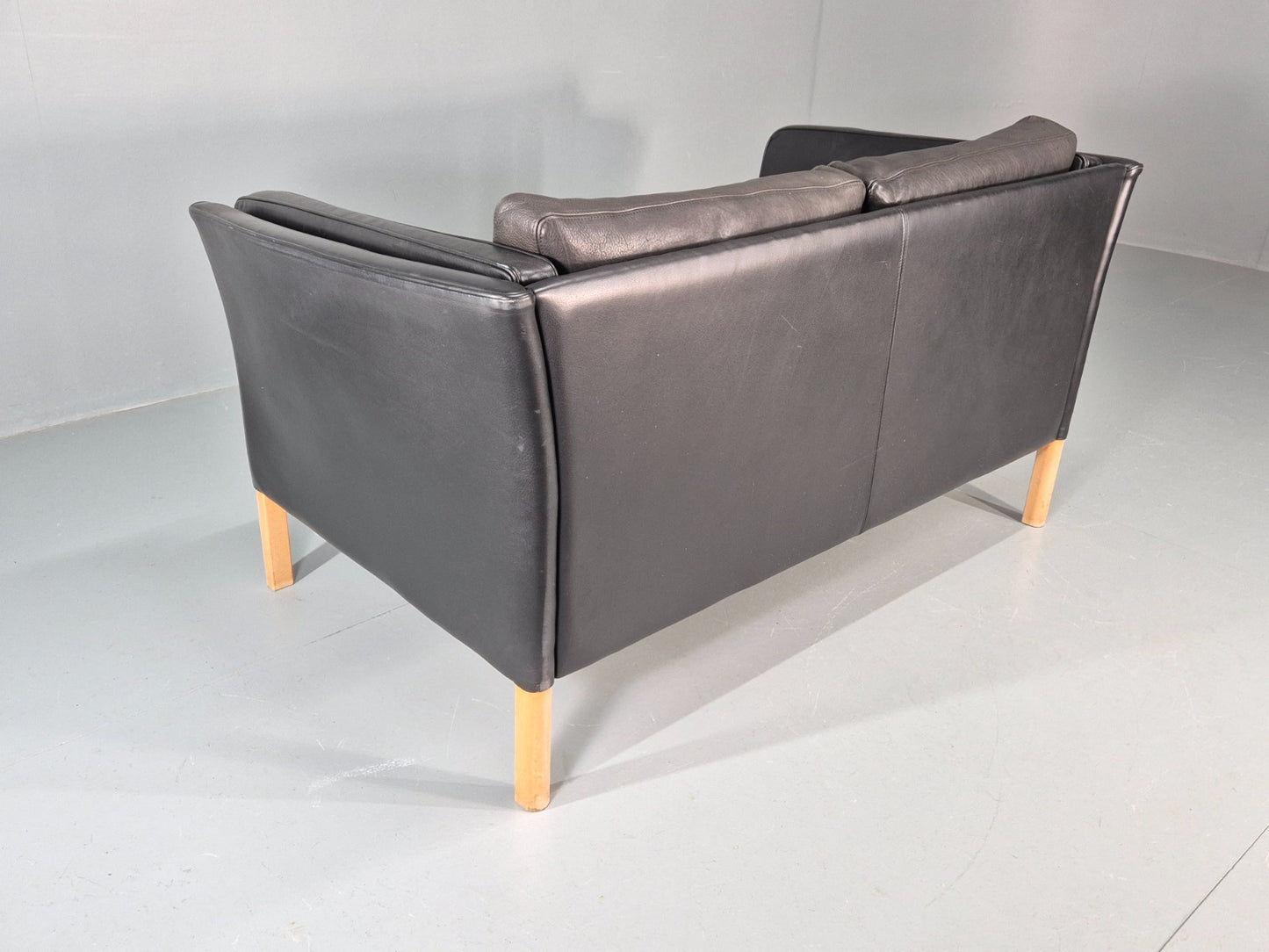 Vintage Danish Two Seater Leather Sofa Quality Feather Filled Retro EB11643 M2SS13