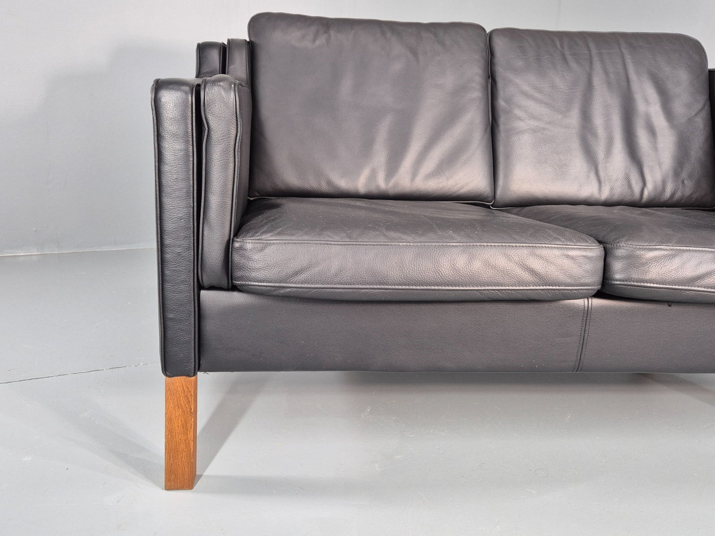 Vintage 2 Seat Sofa Danish Black Leather Mogensen Style Retro 1980s EB10466 M2SS2