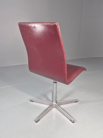 Vintage Fritz Hansen Oxford Chair Arne Jacobsen Design 2004 MCM EB11750 MSWI5