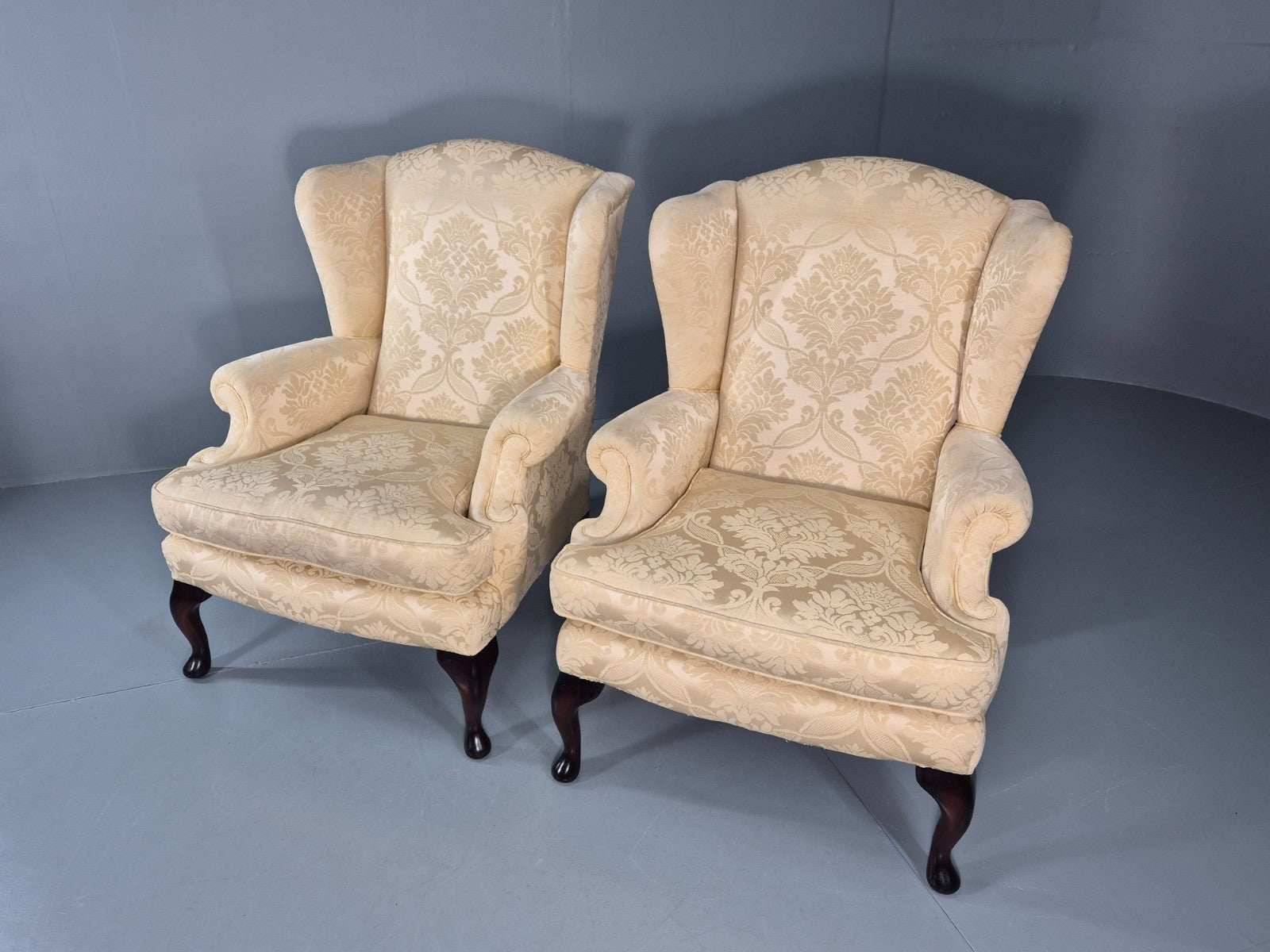 Georgian Style Wingback Armchairs Pair Gold Floral Fabric EB10934 VCLO5