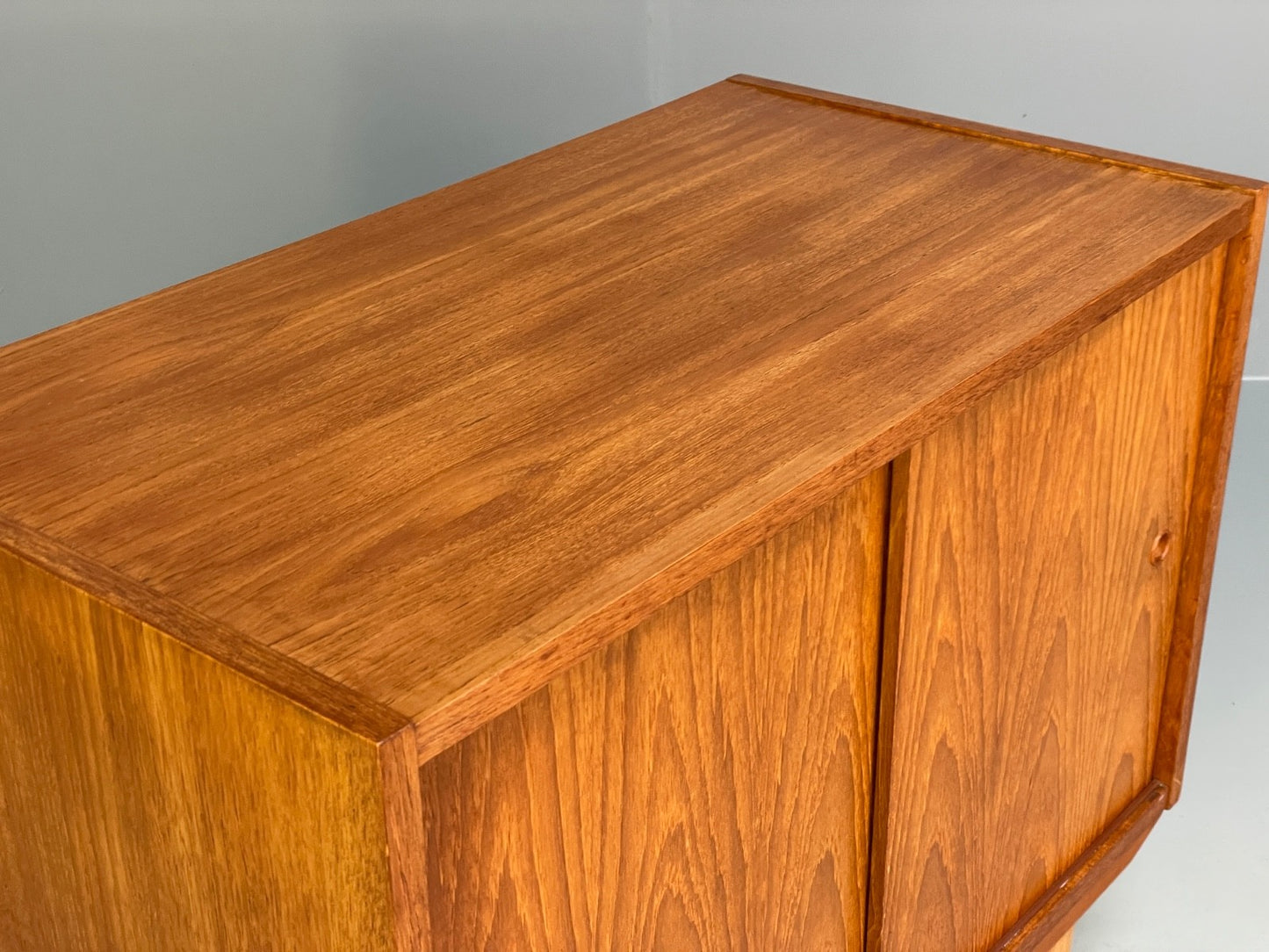 Vintage Danish Teak Cabinet 1970s Retro Sliding Doors Shelf EB9834 MWOO - UKDK FURNITURE