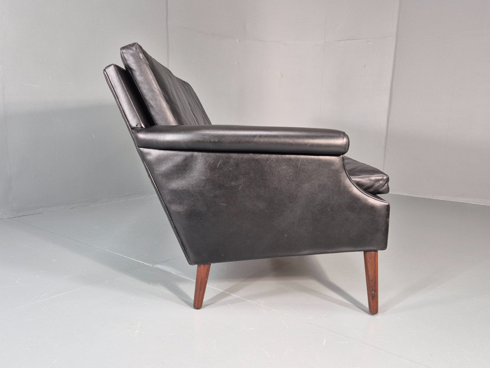 Vintage 1960s Two Seater Leather Sofa Retro Mid Century Danish EB11379 M2SS14