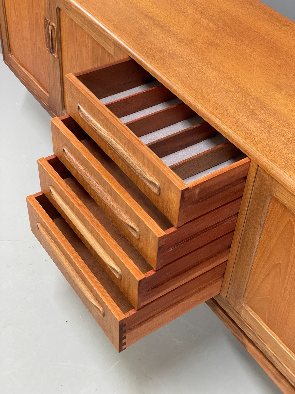 Vintage G Plan Sideboard Teak Fresco Range 1960s Shelving Drawers EB11548 MWOO10