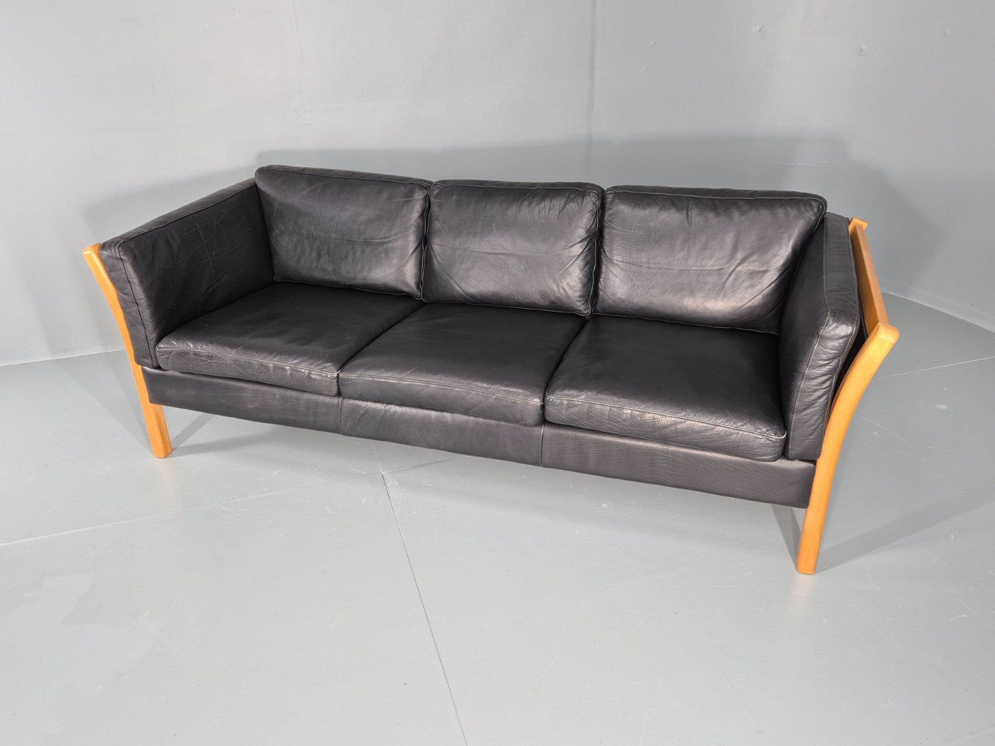 Vintage Stouby 3 Seat Sofa Danish Black Leather Beech End 1980s EB10556 M3SS8