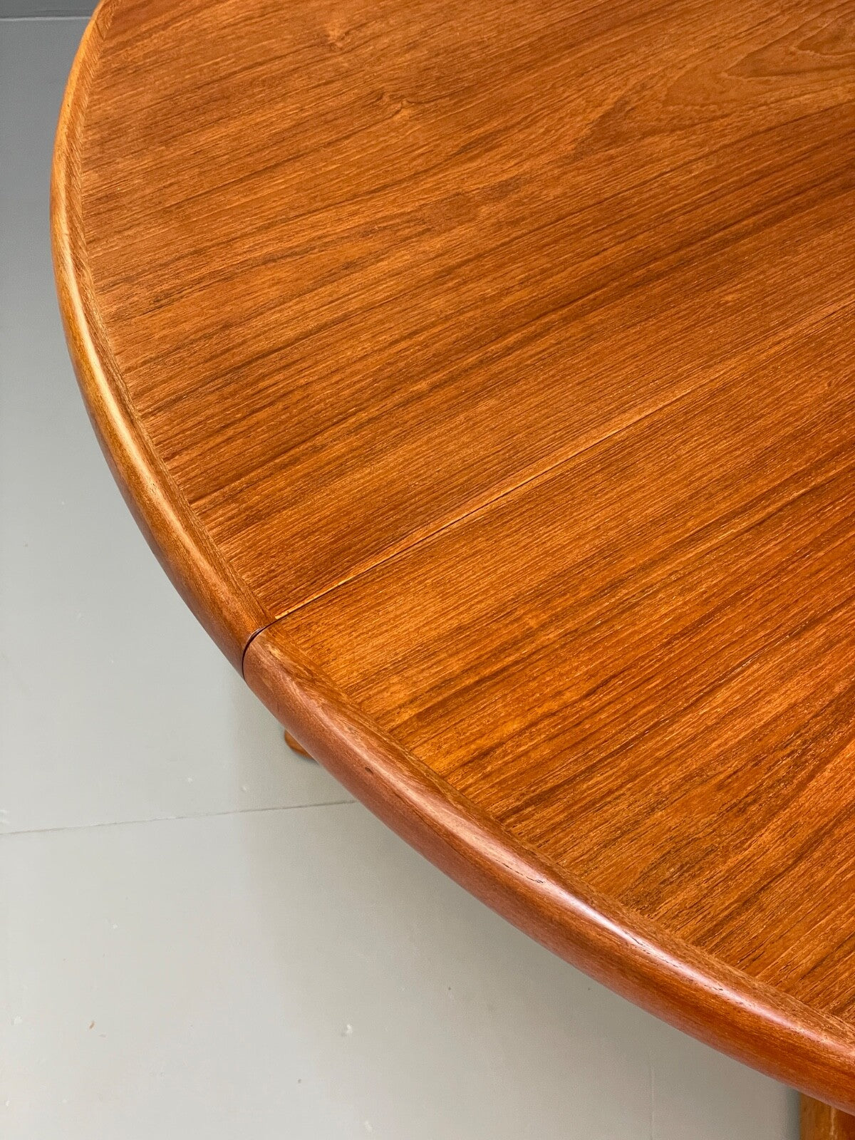 Teak Extending Round Dining Table Vintage Danish Skovby Retro 1970s EB9754 MWOO - UKDK FURNITURE