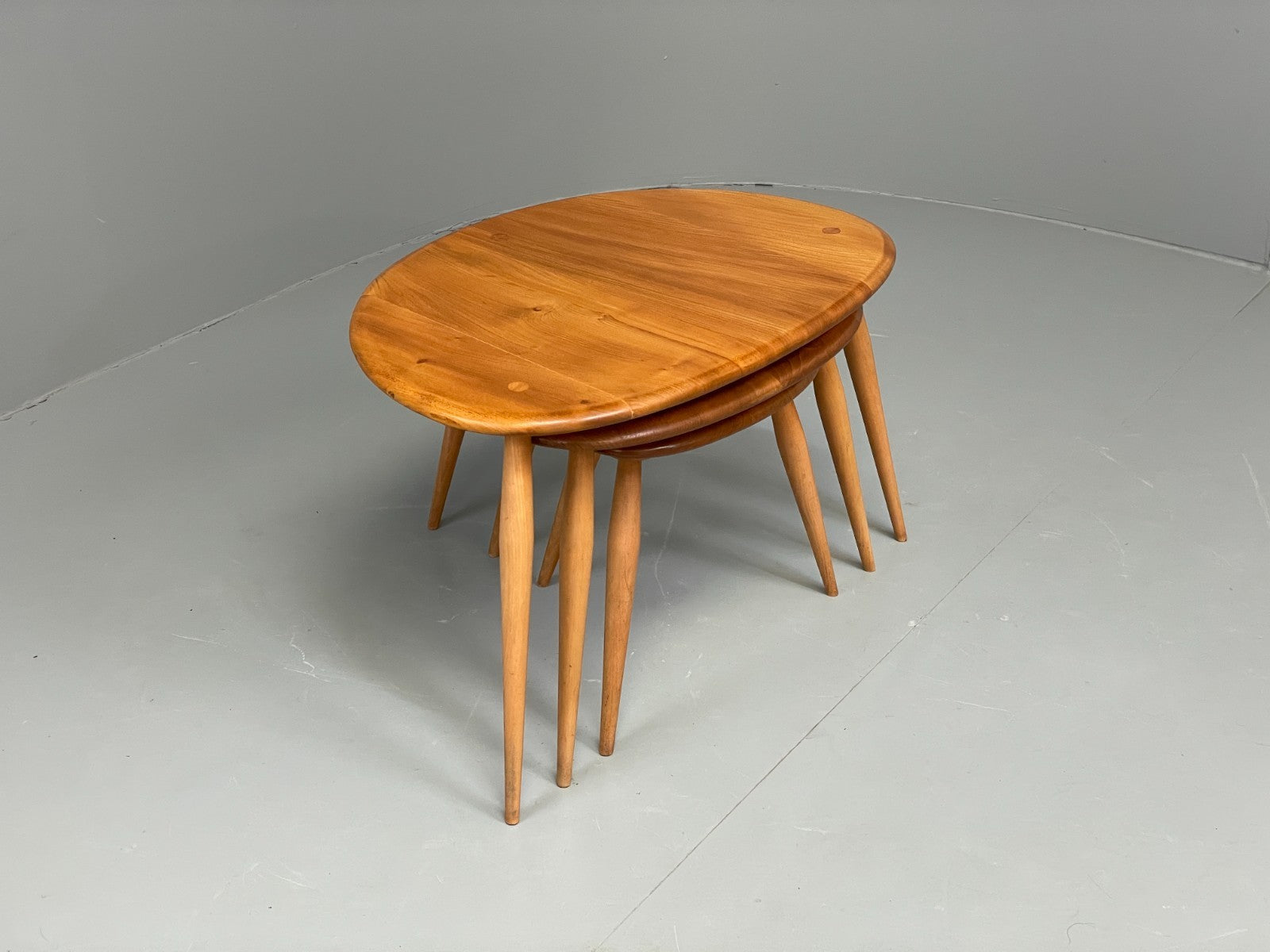 Ercol Pebble Nesting Tables Blonde Elm 1960s Mid Century Side Table EB11689 MWOO3