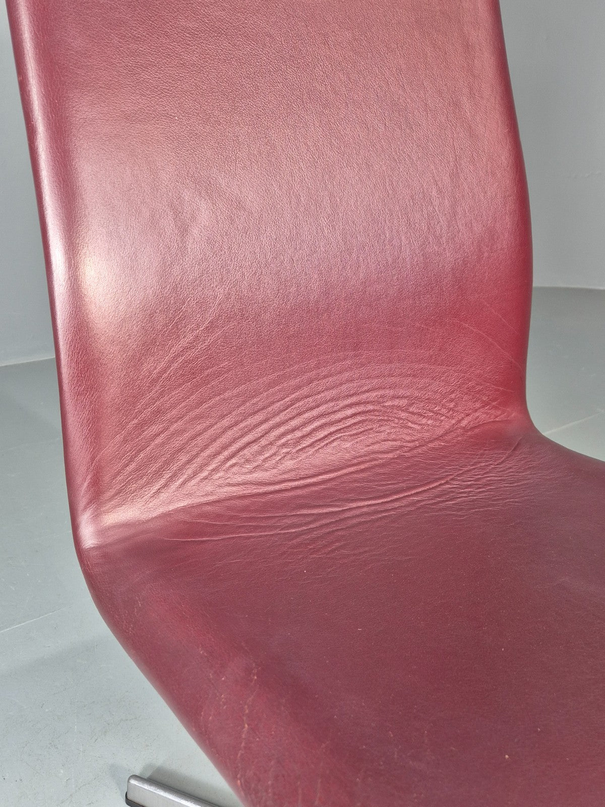 Vintage Fritz Hansen Oxford Chair Arne Jacobsen Design 2004 MCM EB11756 MSWI4
