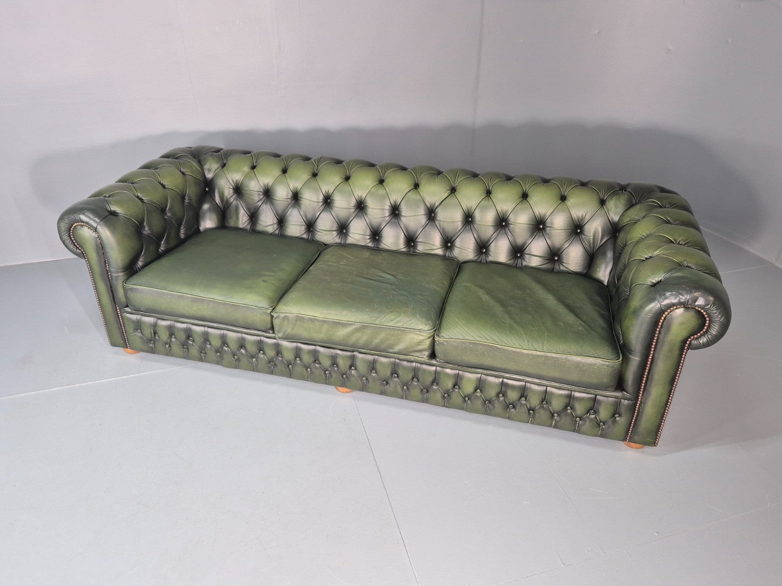 3 Seater Chesterfield Sofa Green Leather Studded Vintage EB11024 VCHE6