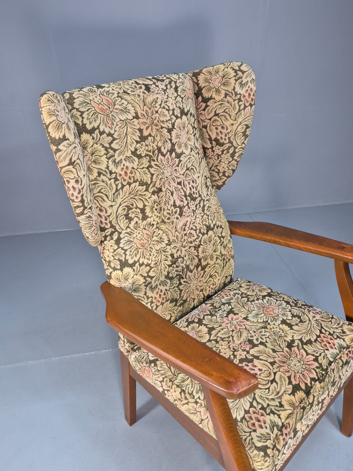 Vintage Parker Knoll Wingback Armchair 1960s Floral Print Retro EB10426 MNOR16
