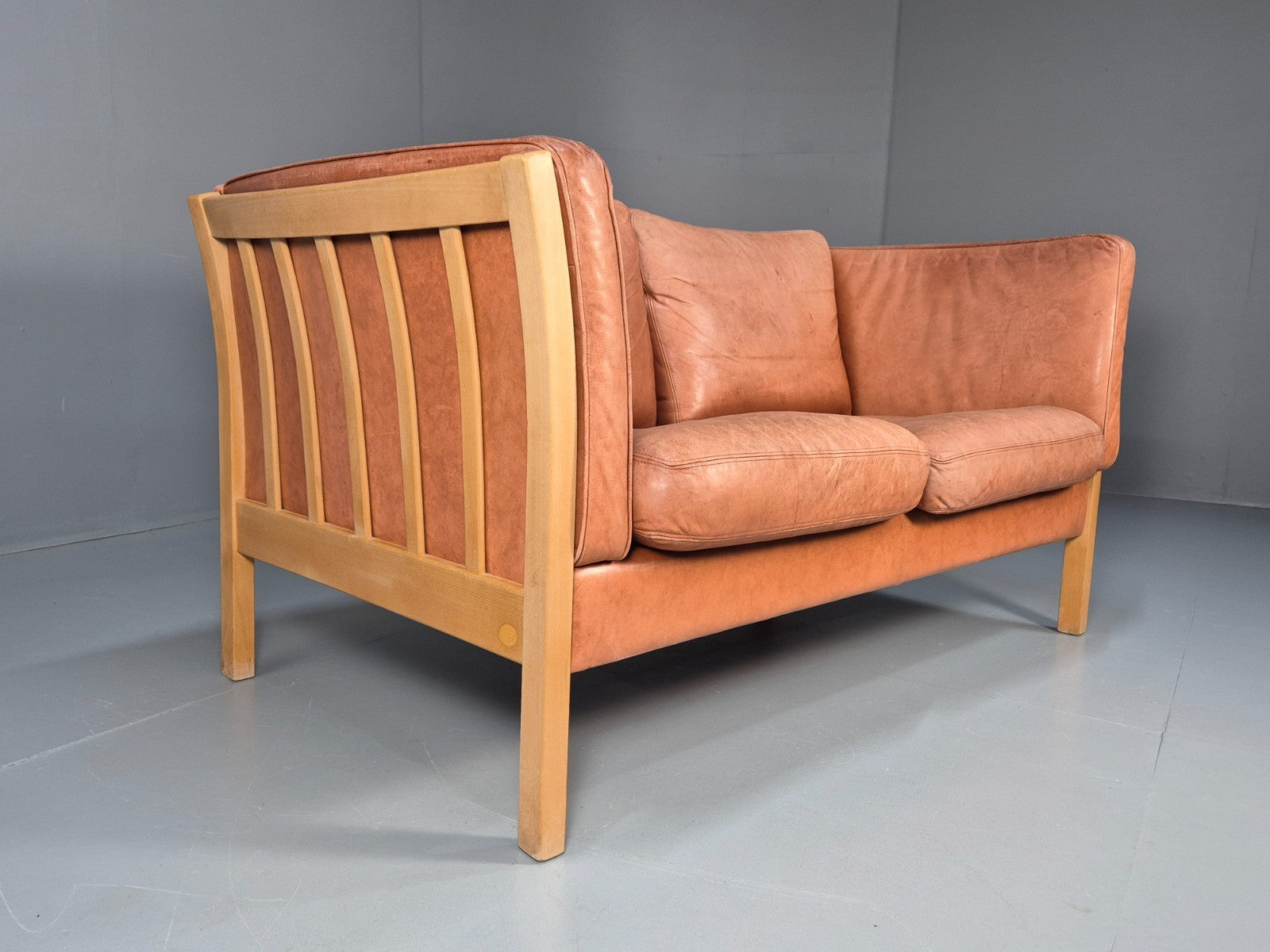 Mid Century Stouby Two Seater Settee Beech Ends Retro 1970s EB10097 M2SS0