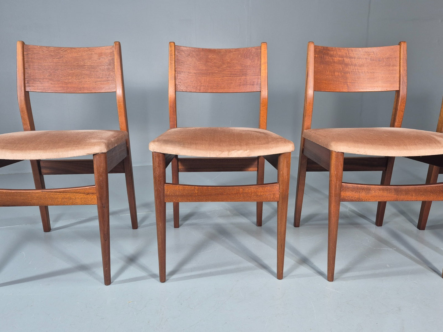 4 Vintage Teak Dining Chairs 1960s Retro Pinky Brown Velour MCM EB11605 MDIN2