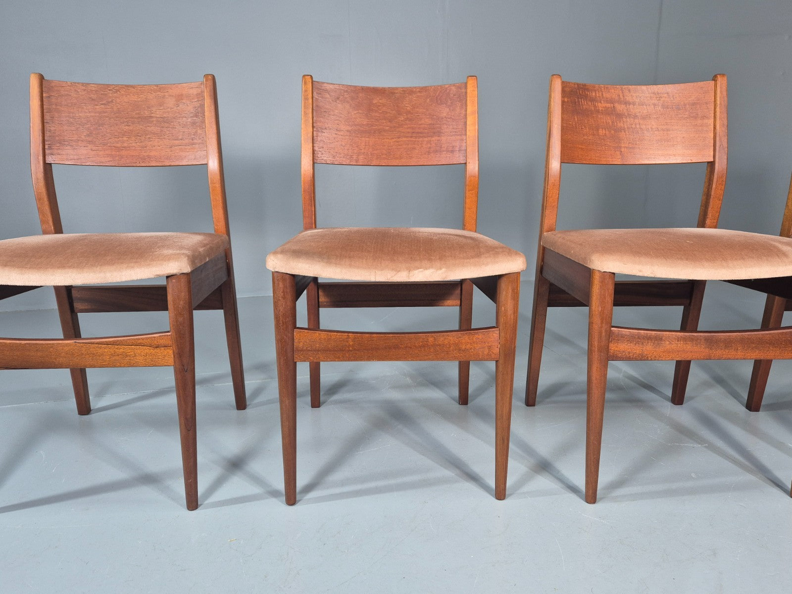 4 Vintage Teak Dining Chairs 1960s Retro Pinky Brown Velour MCM EB11605 MDIN2