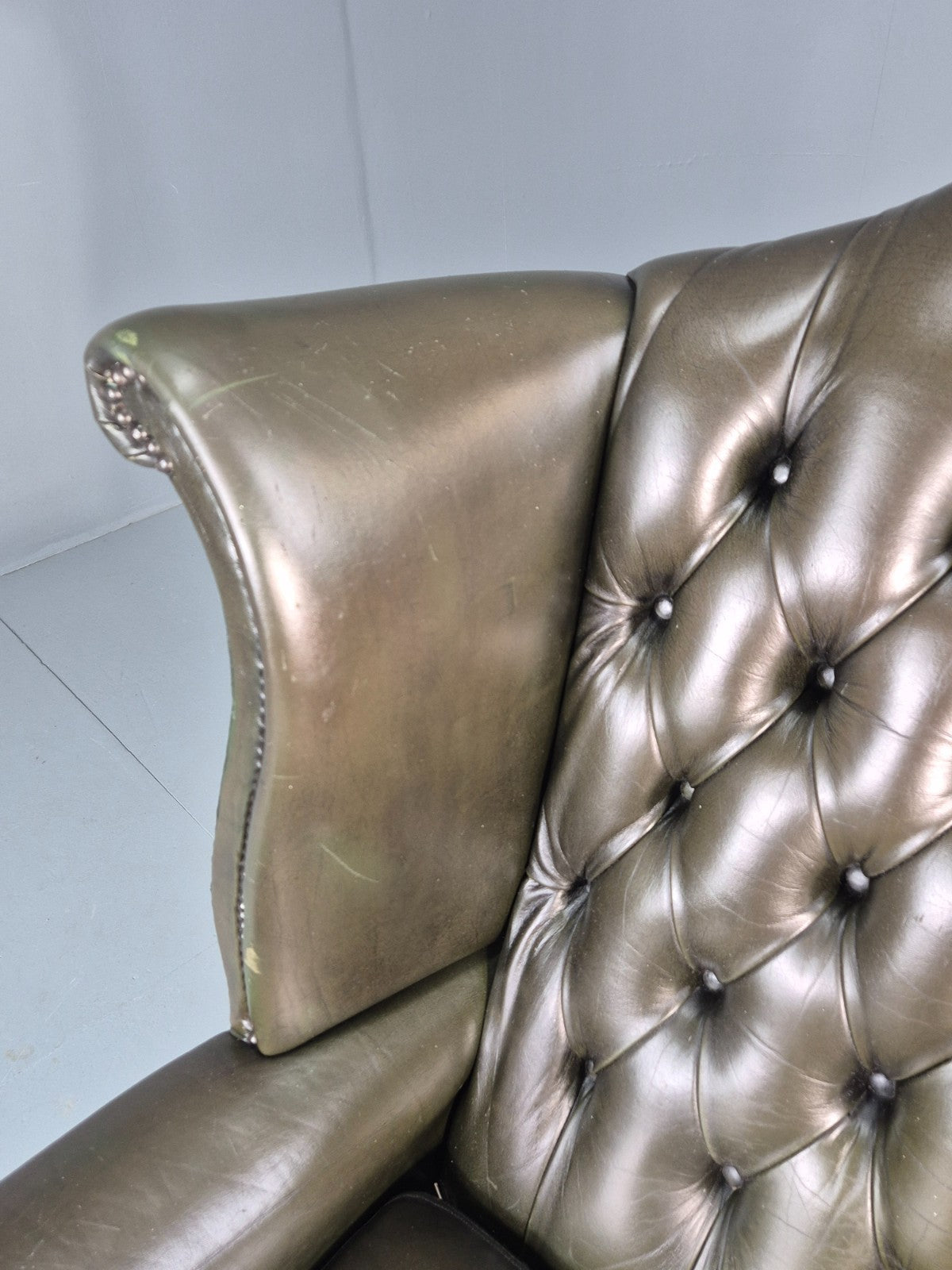 Vintage Wingback Leather Lounge Chair Queen Anne Style 1970s Retro EB11532 VLEA15
