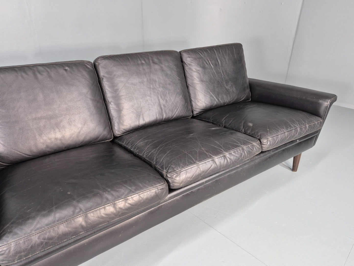 Vintage 1960s 3 Seat Sofa Danish Mid Century Design Black Leather EB10068 M3SS3