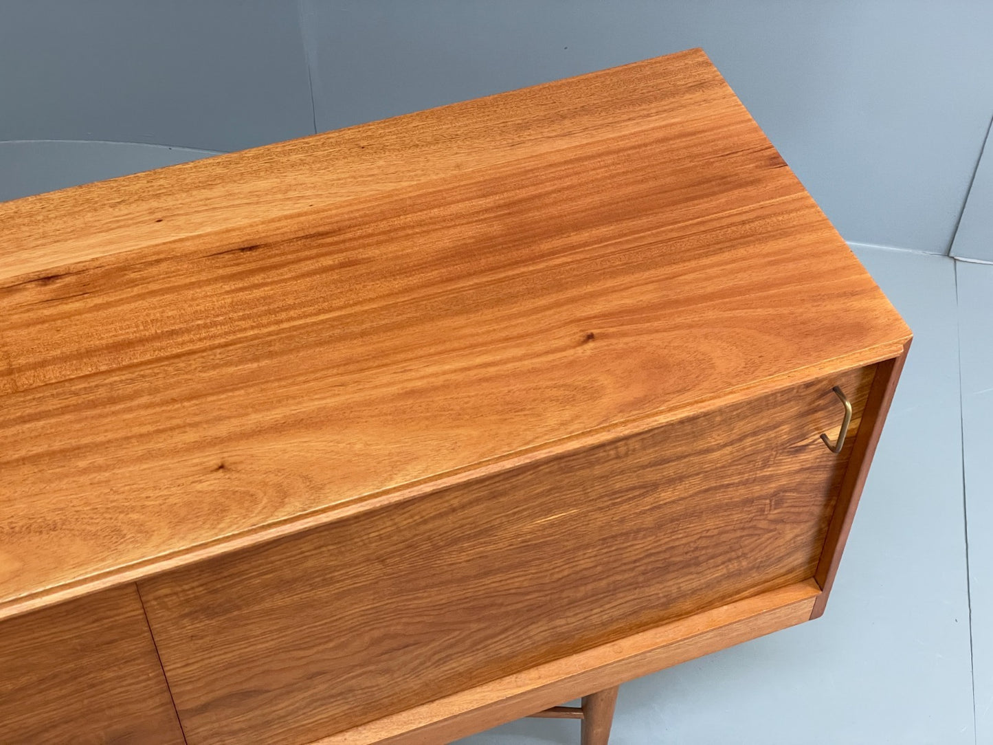 Vintage 1950s Sideboard Robert Heritage For Heals Mid Century Brass EB11676 MWOO3