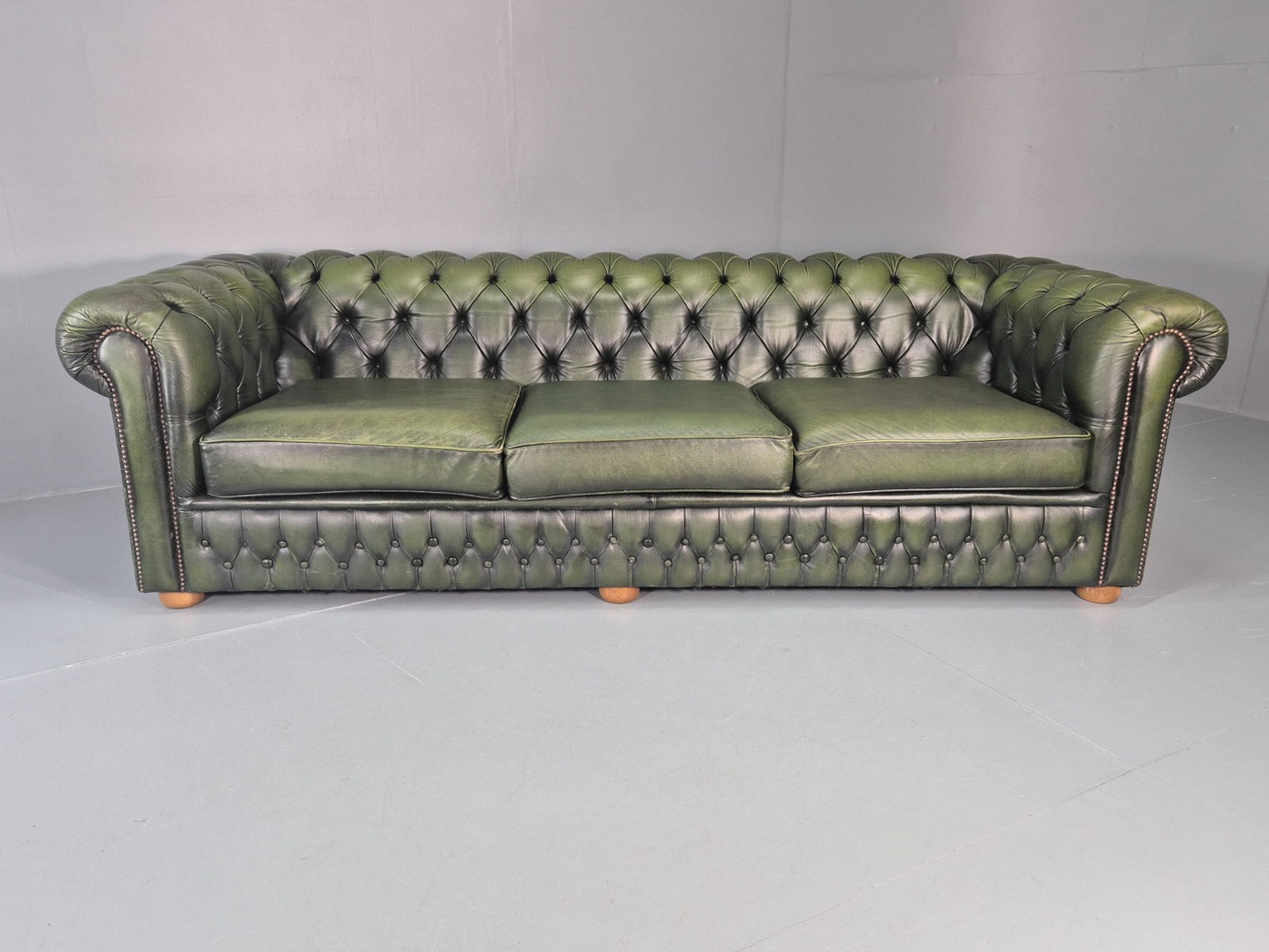 3 Seater Chesterfield Sofa Green Leather Studded Vintage EB11029 VCHE5