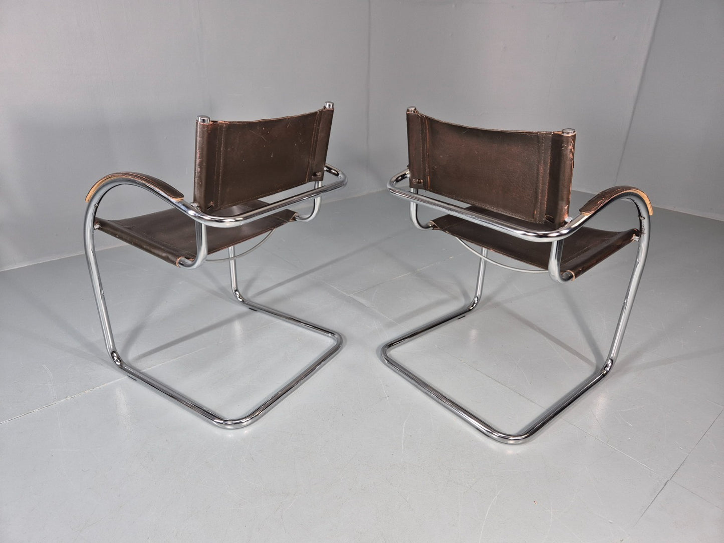2 Bauhaus Style 1980s Chairs Leather and Chrome Retro Art Deco EB10980 MNOR10