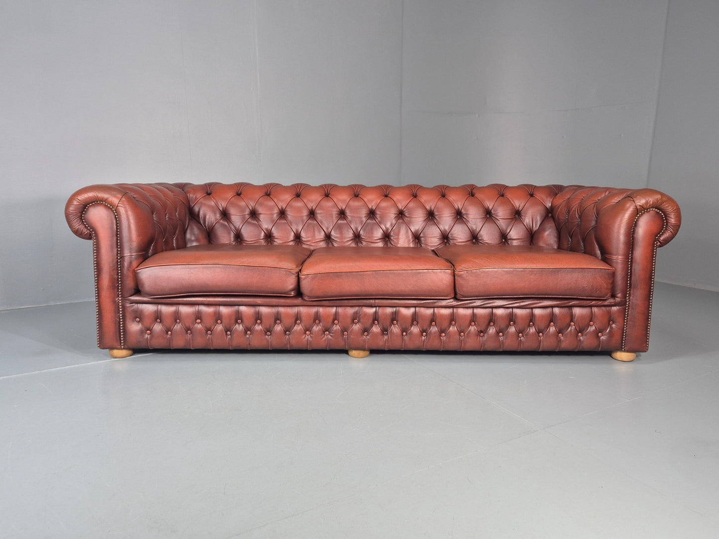 3 Seater Chesterfield Sofa Red Leather Studded Vintage EB11022 VCHE5