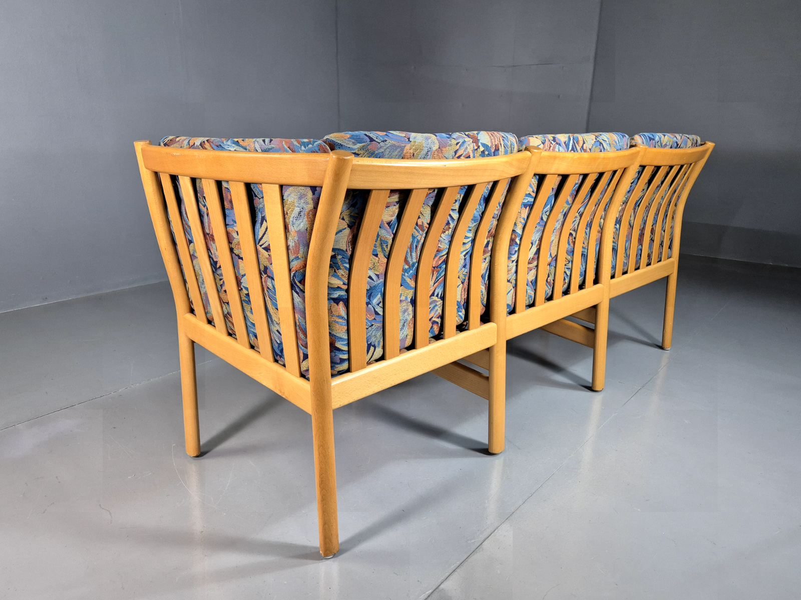 3 Seat Sofa Vintage Danish Blue Floral Beech Frame 1980s Retro EB7279 M3SS11