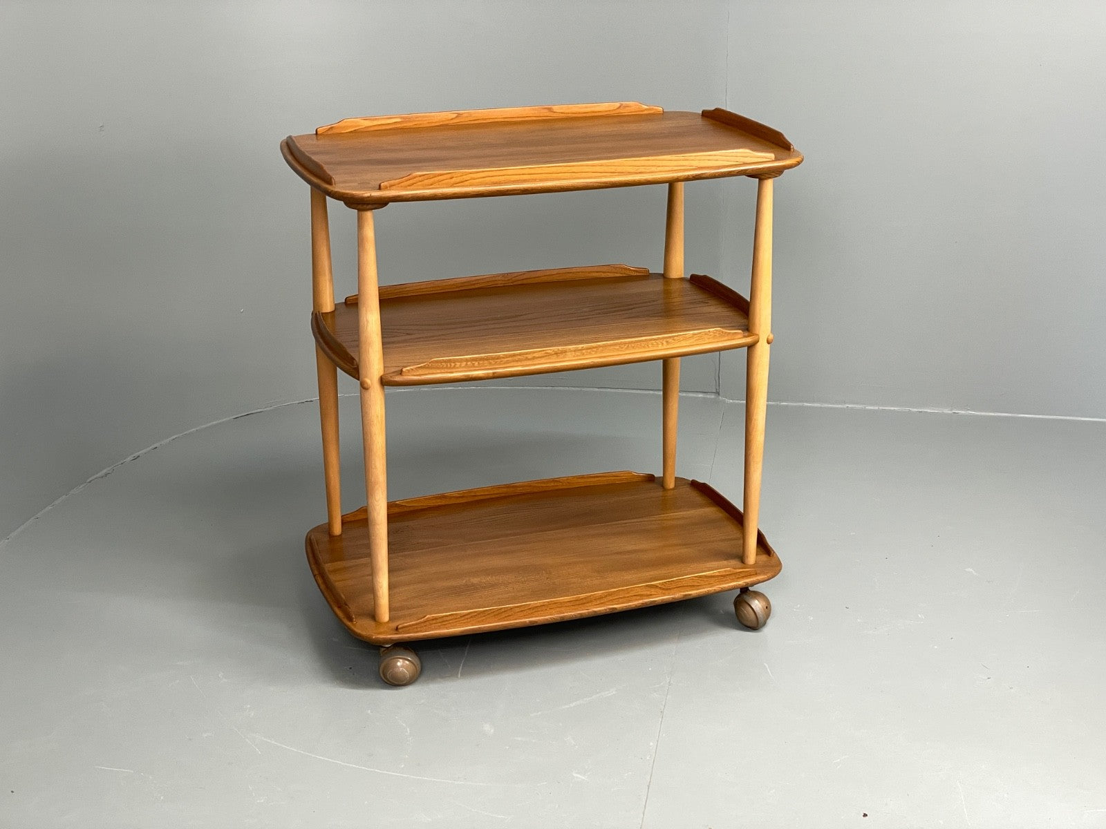 Vintage Ercol Serving Trolley Elm & Beech Mid Tone On Castors Solid EB11055 MWOO0