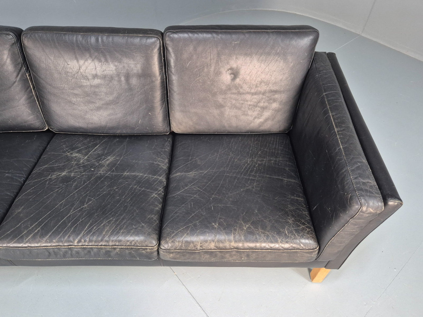 Vintage 3 Seat Sofa Danish Black Leather Mid Century Retro 1980s EB10073 M3SS9