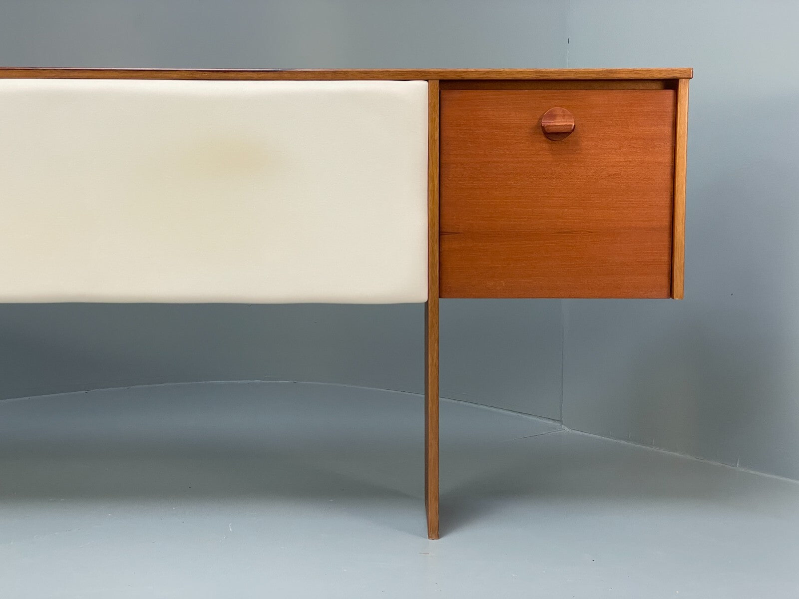 Vintage Teak Bedside Cabinets & Headboard By Meredew 1970s King Size EB9527 MWOO - UKDK FURNITURE