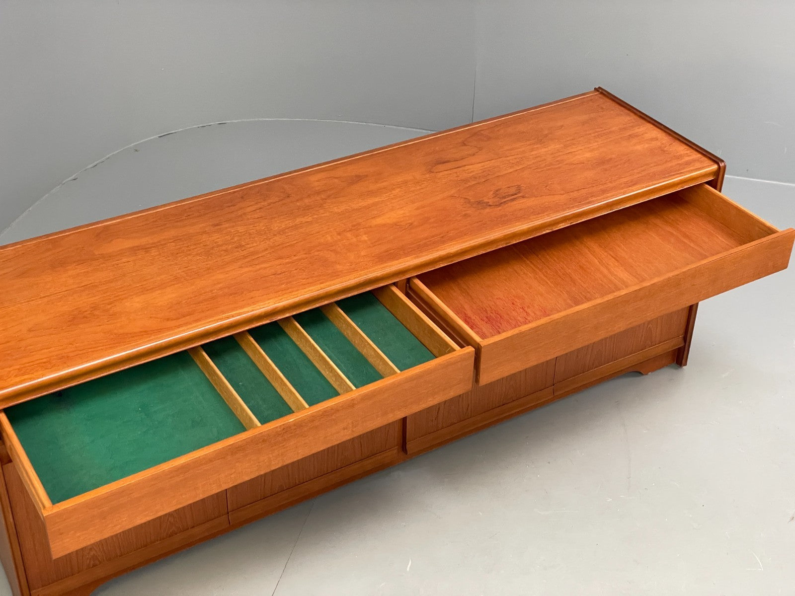 Vintage 1970s Teak Sideboard By William Lawrence Shelving Drawers EB10235 MWOO10