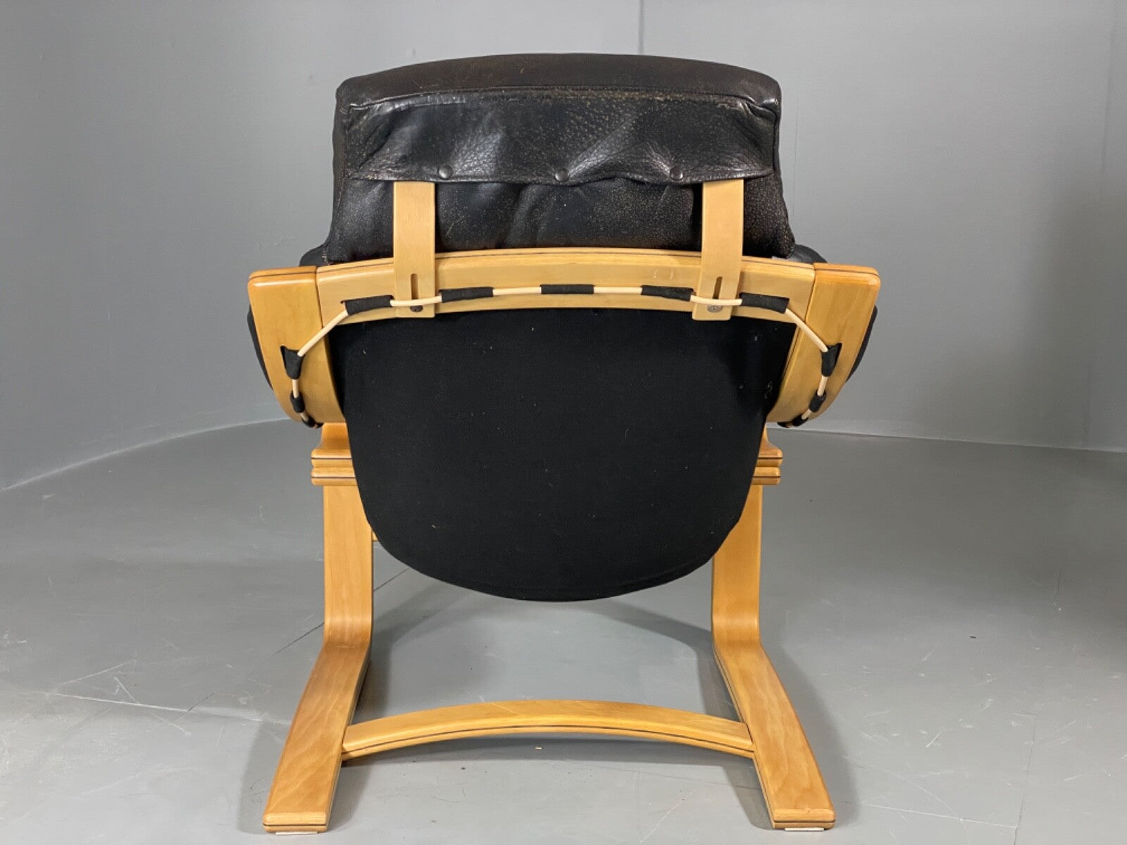 Vintage Danish Lounge Chair Black Leather Skippers Apollo Chair EB6121 MBEN6