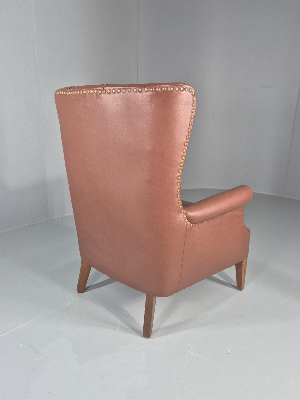 Vintage Mid Century Wing back lounge Chair danish brown Vinyl  EB11818 MNOR10