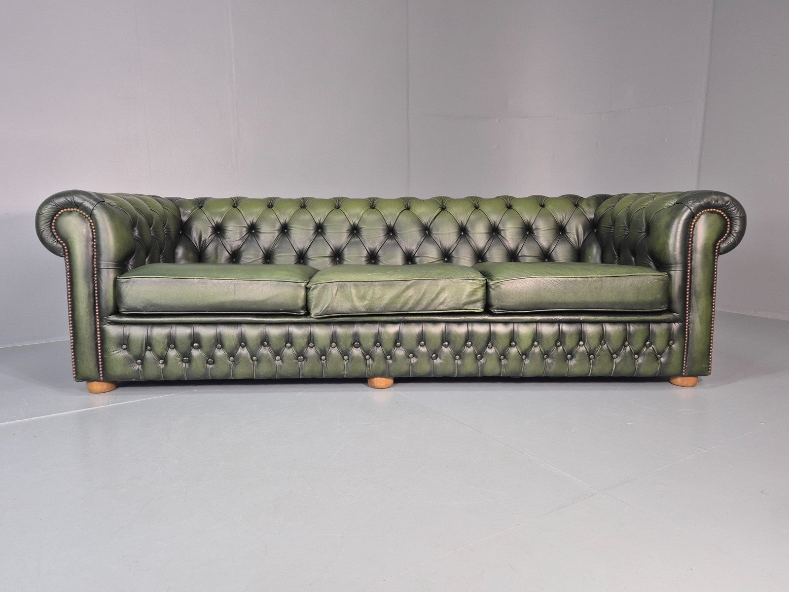 3 Seater Chesterfield Sofa Green Leather Studded Vintage EB11024 VCHE5