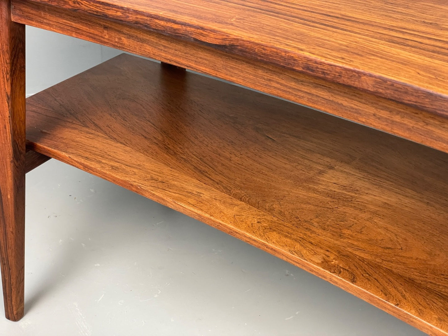 Curved 1960s Coffee Table Vintage Mid Century Danish With Shelf  EB10855 MWOO12