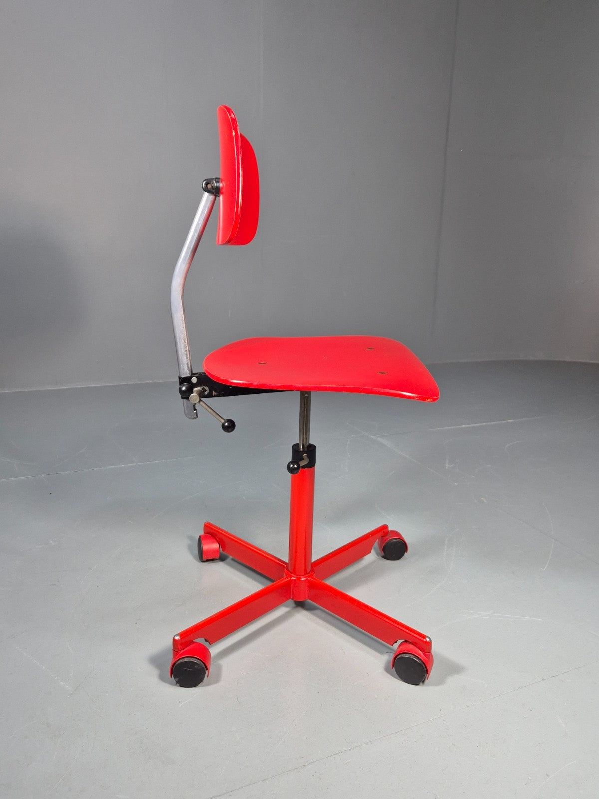 1960s Kevi Task Desk Chair Jorgen Rasmussen MCM Danish Retro Red EB10814 MSWI3